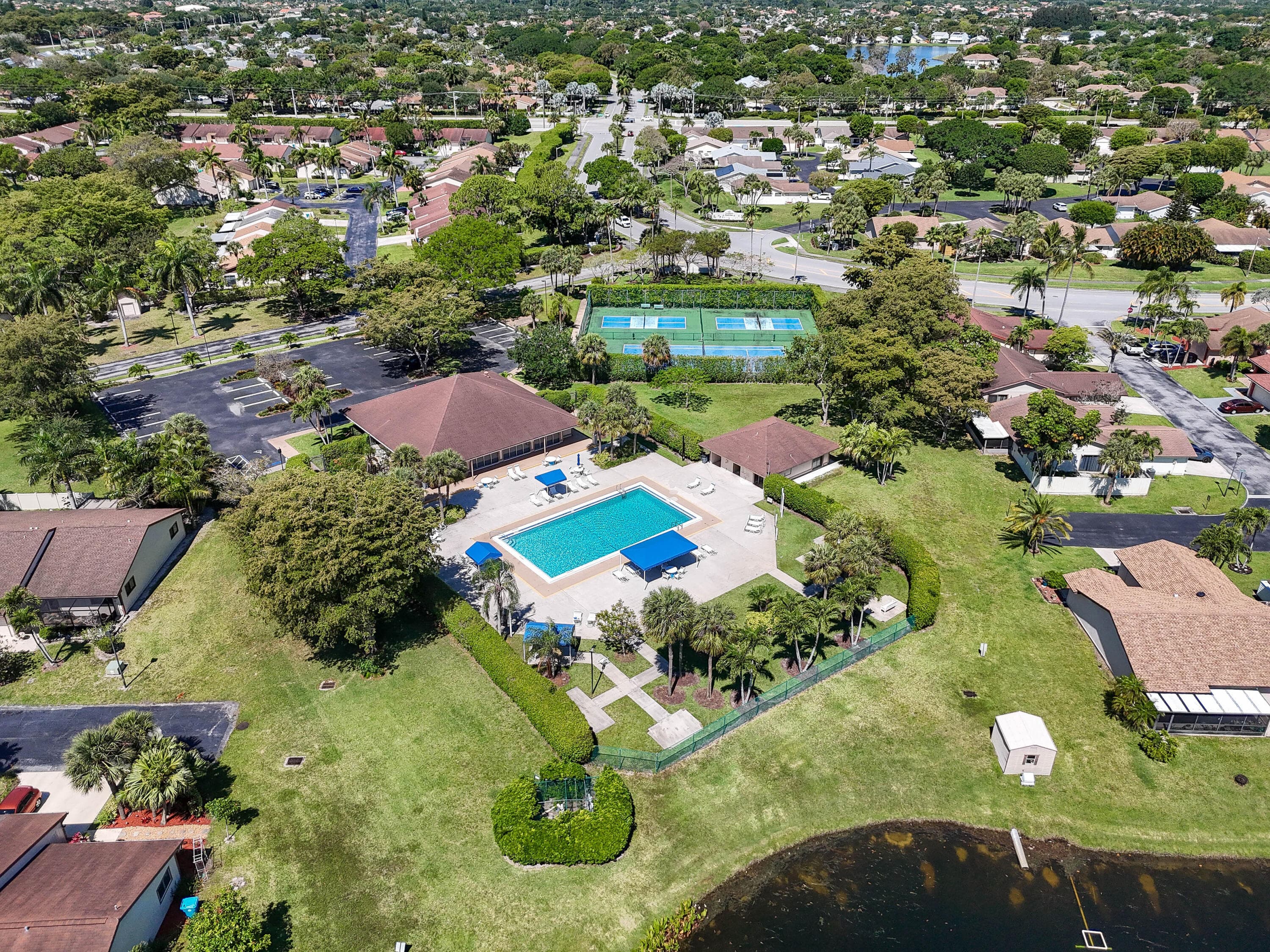 4 Knightsbridge Lane, Boynton Beach, FL 33426 — photo 47 of 51