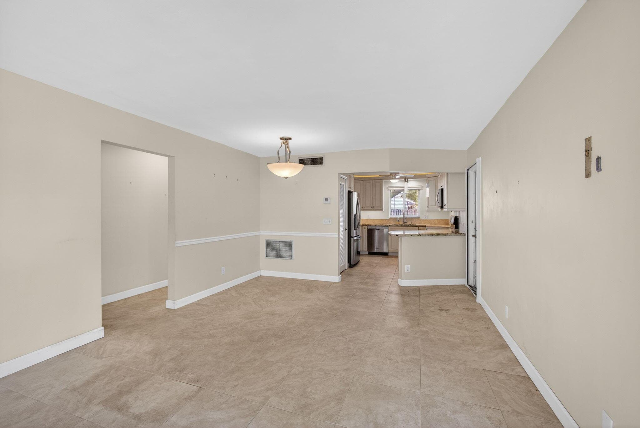 6 Garden Street E 108p, Tequesta, FL 33469 — photo 5 of 50