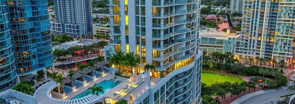 100 E Las Olas Boulevard 1902, Fort Lauderdale, FL 33301 — photo 2 of 31