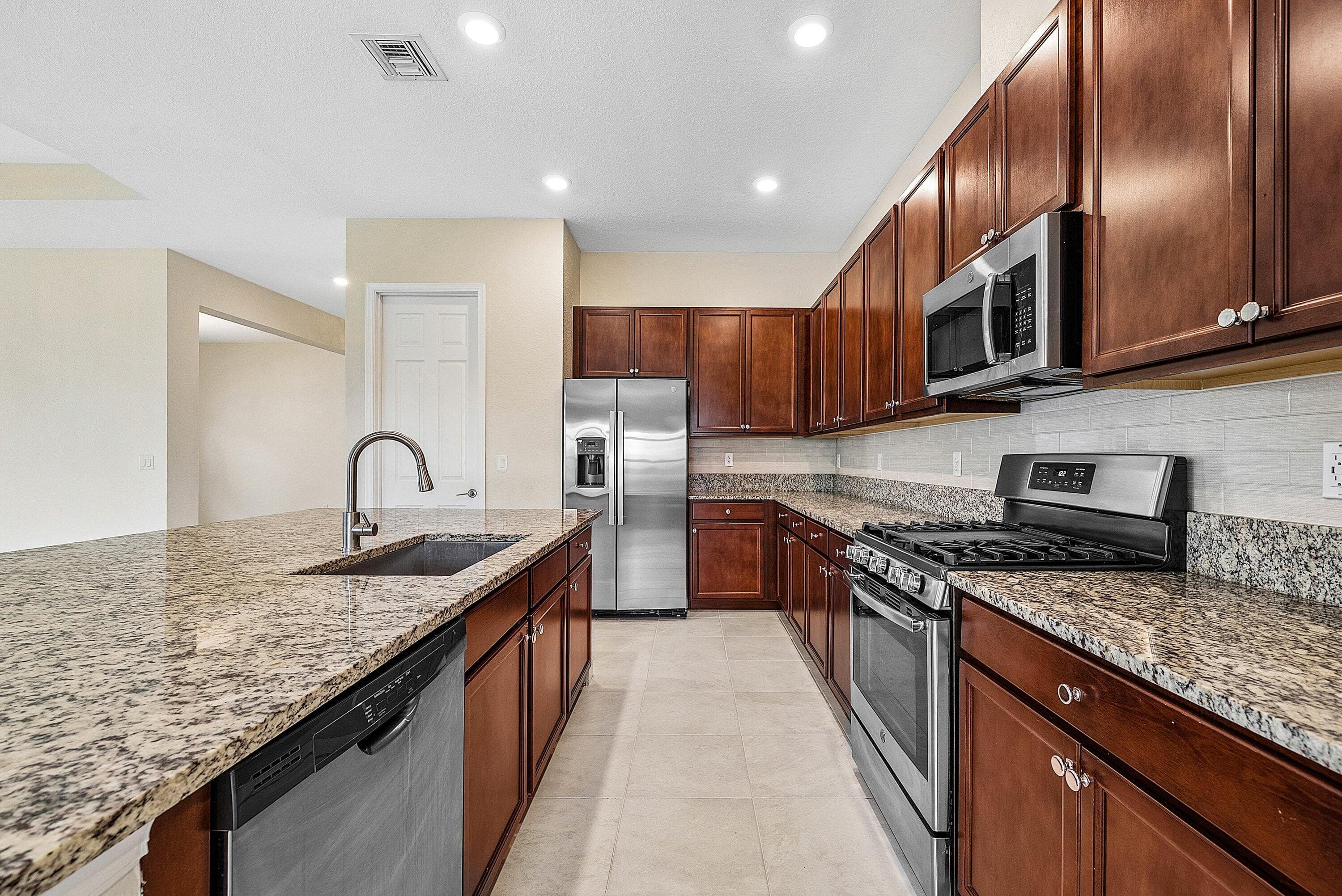 1031 Ember Ridge Run, Loxahatchee, FL 33470 — photo 24 of 52