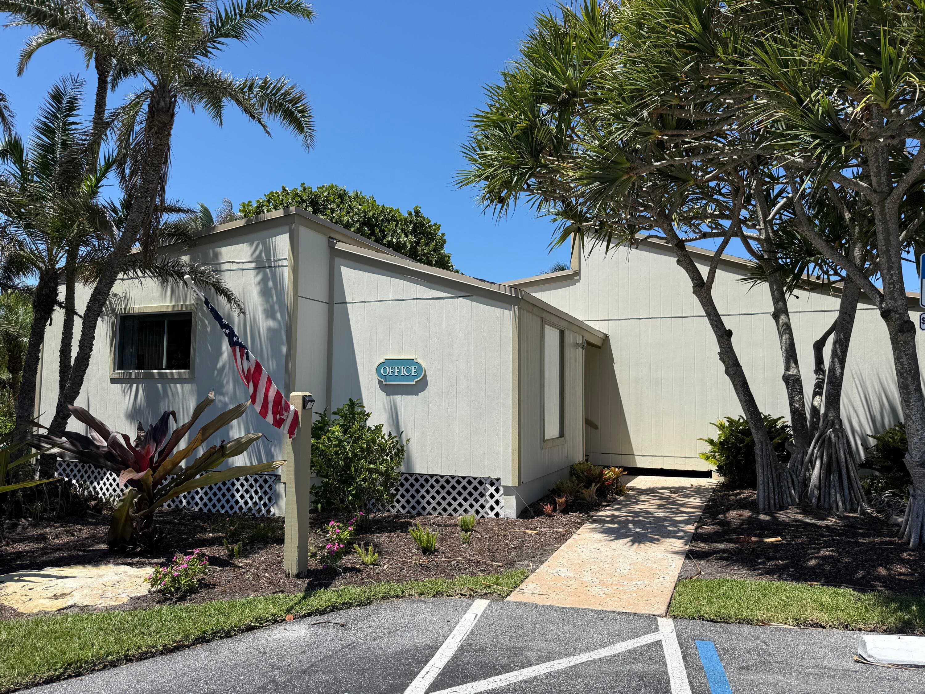 1456 NE Ocean Boulevard 9-202, Stuart, FL 34996 — photo 25 of 66