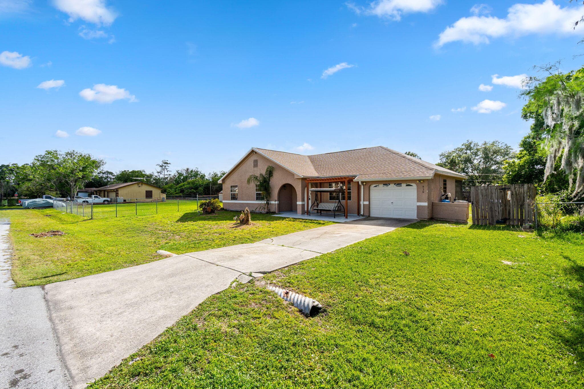 950 SE Taft Ave Avenue, Palm Bay, FL 32909 — photo 3 of 30