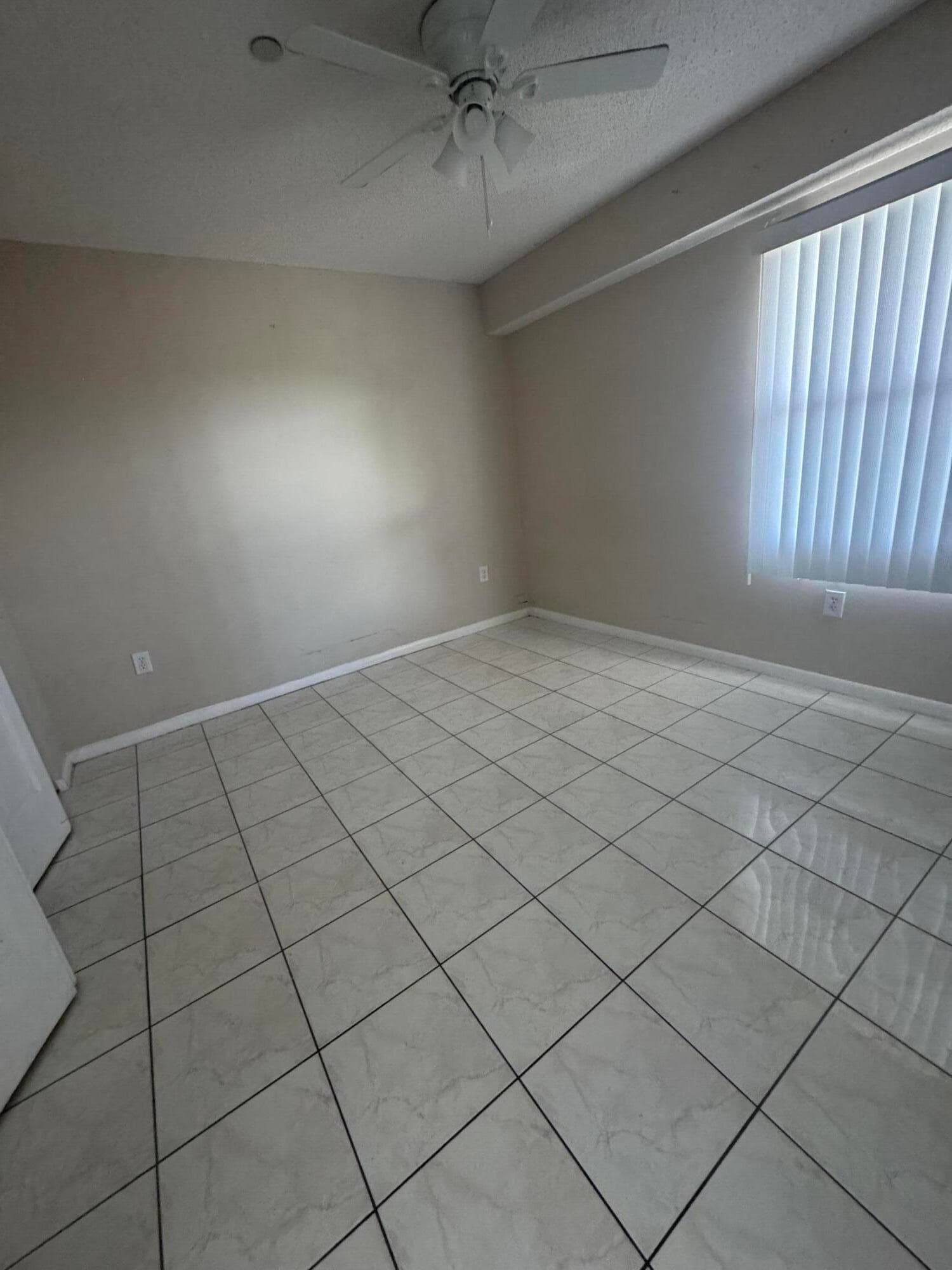 701 SW 141st Avenue 405r, Pembroke Pines, FL 33027 — photo 7 of 9
