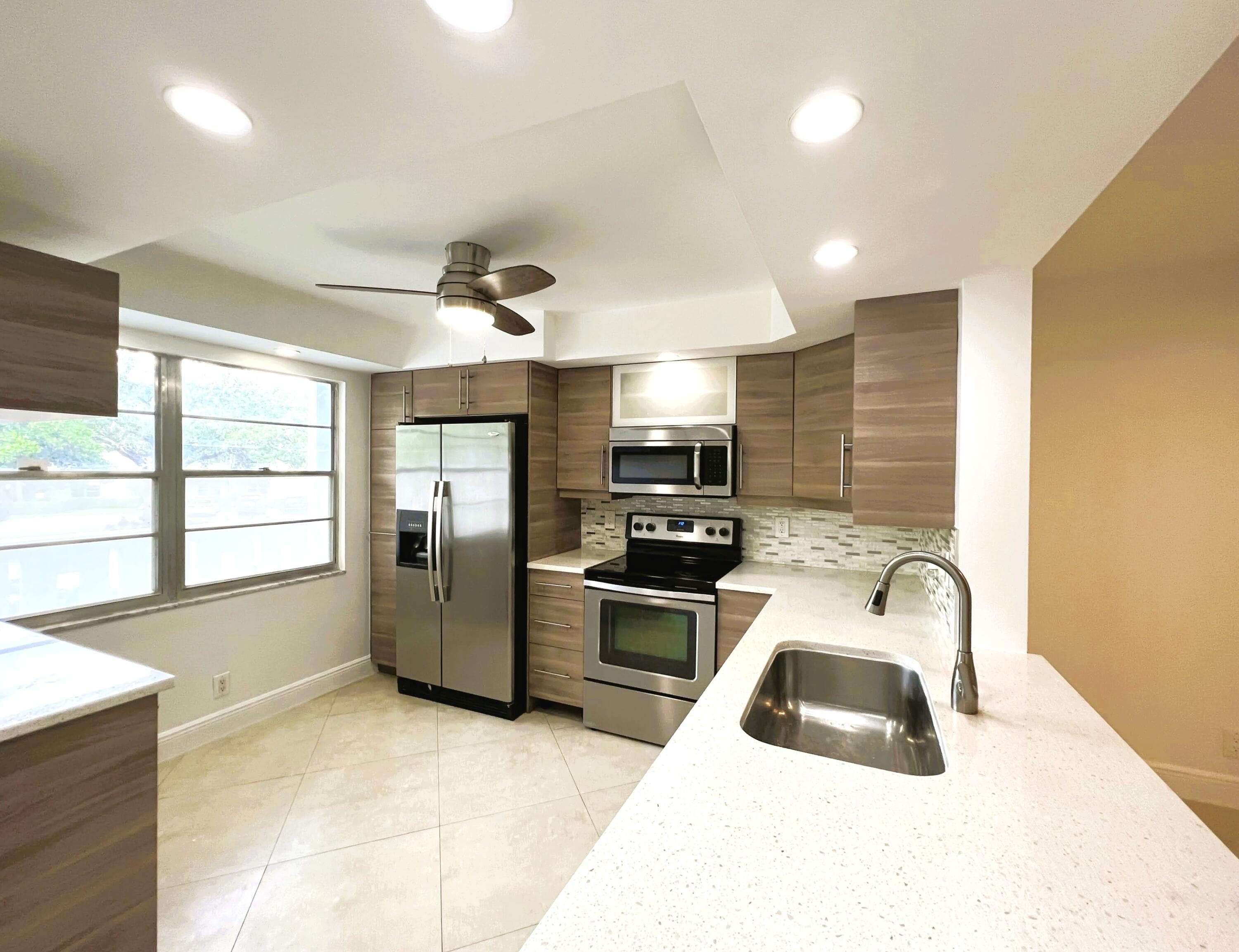 3001 Portofino Isle E2, Coconut Creek, FL 33066 — photo 1 of 38