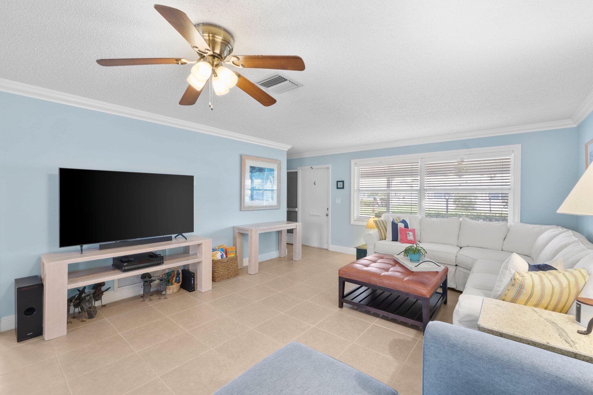 2114 SW 13th Place, Boynton Beach, FL 33426 — photo 10 of 44