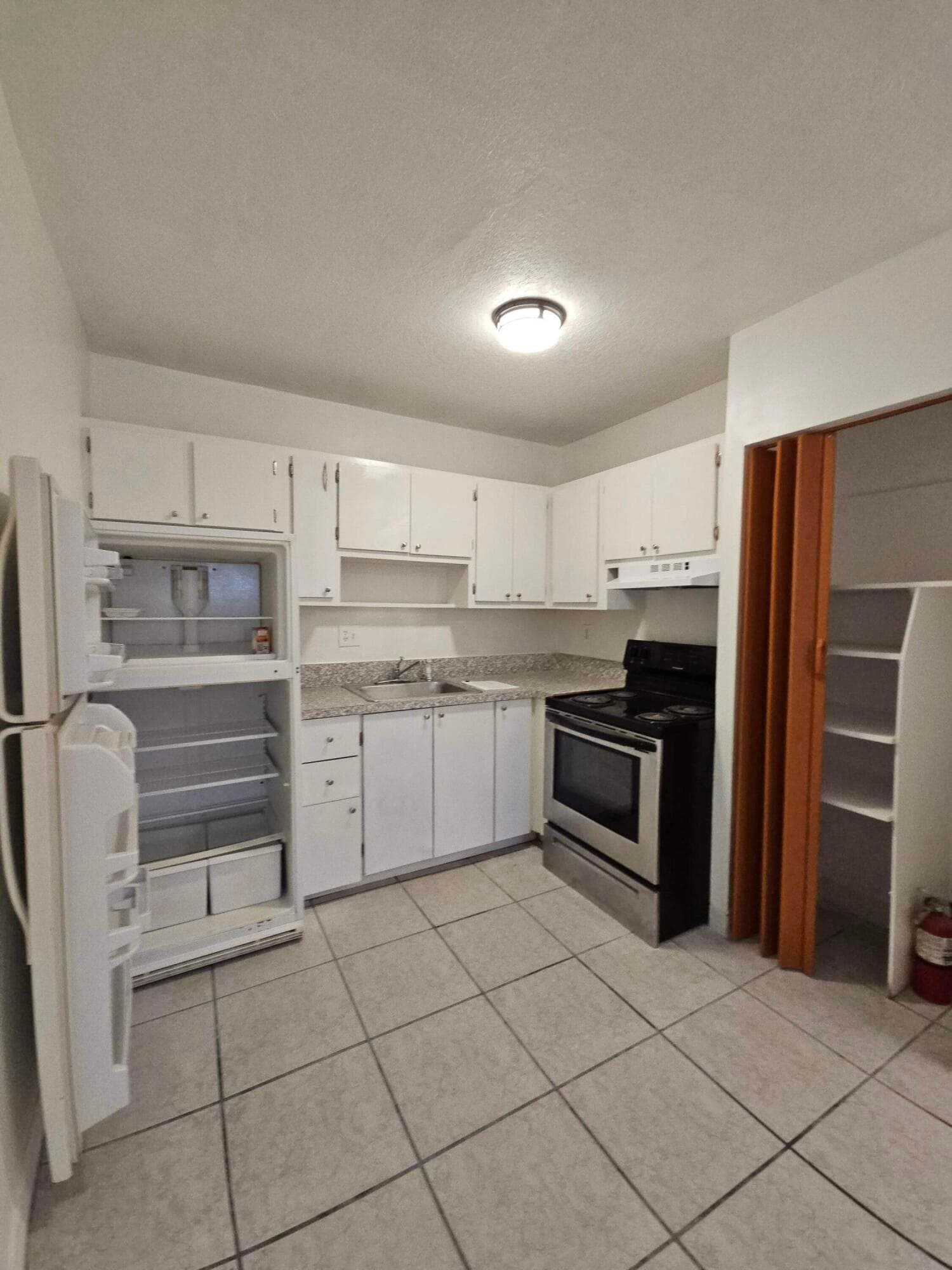 5050 SW 40th Avenue 4, Dania Beach, FL 33314 — photo 9 of 12