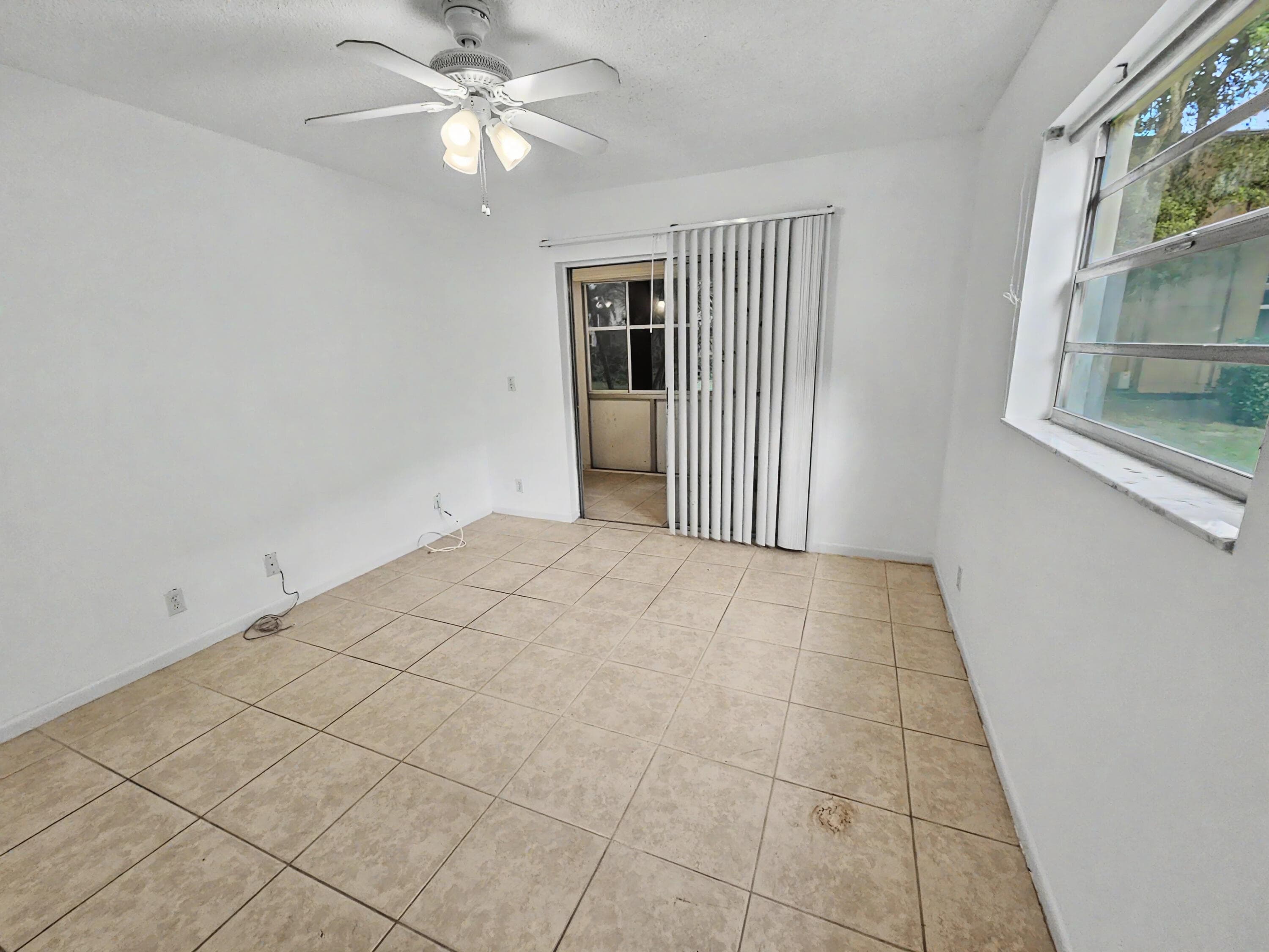 202 Piedmont E, Delray Beach, FL 33484 — photo 19 of 32