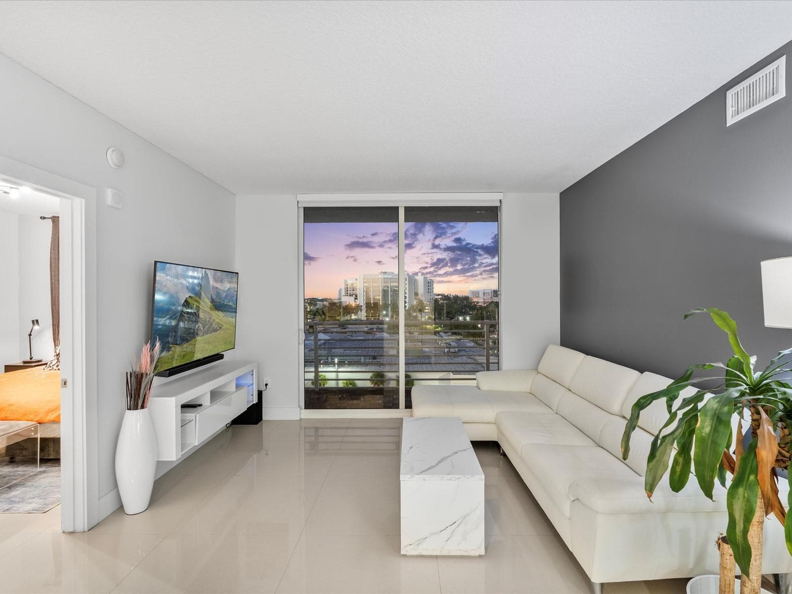 18800 NE 29th Avenue 704, Aventura, FL 33180 — photo 5 of 26
