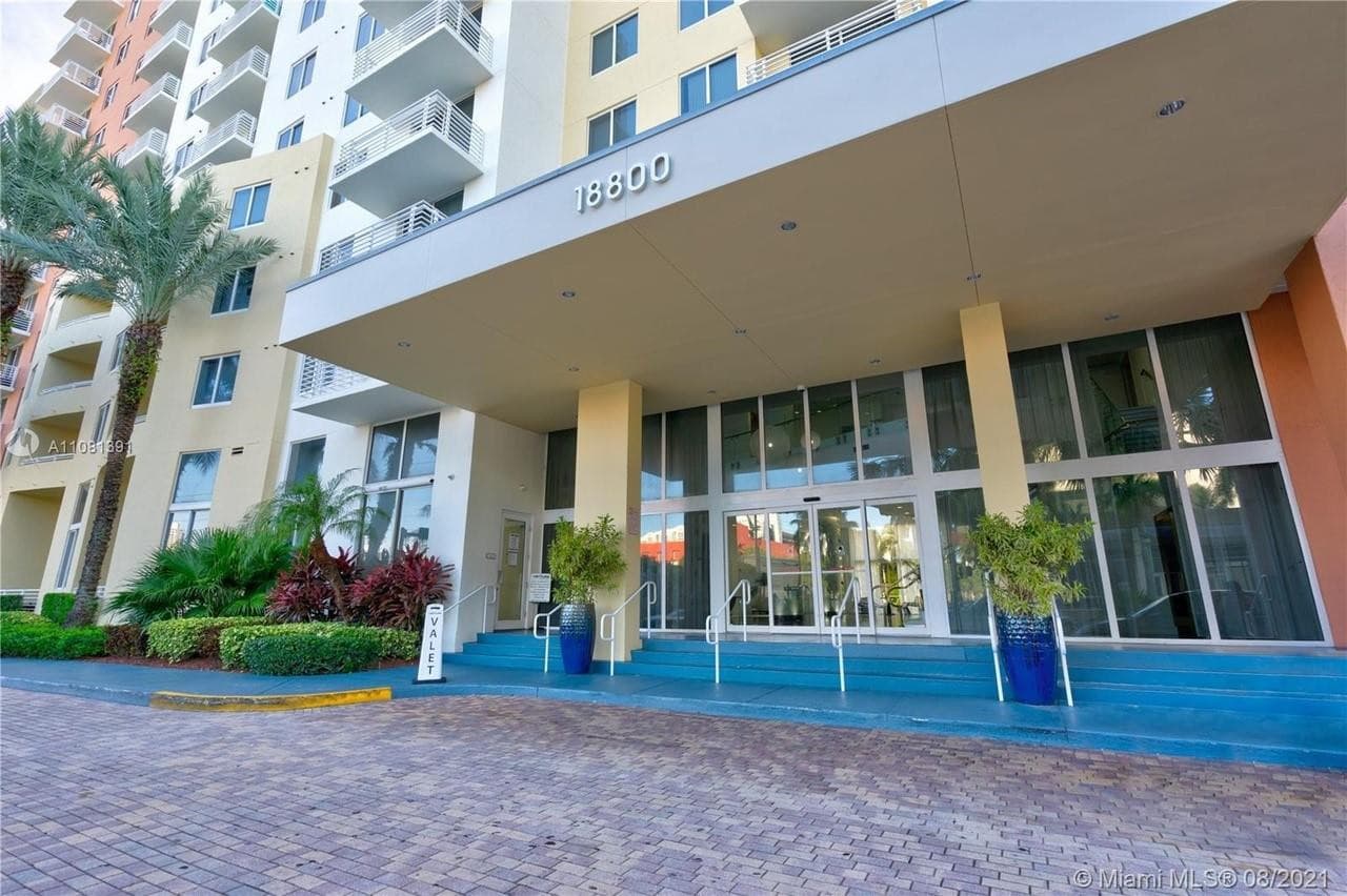 18800 NE 29th Avenue 704, Aventura, FL 33180 — photo 20 of 26