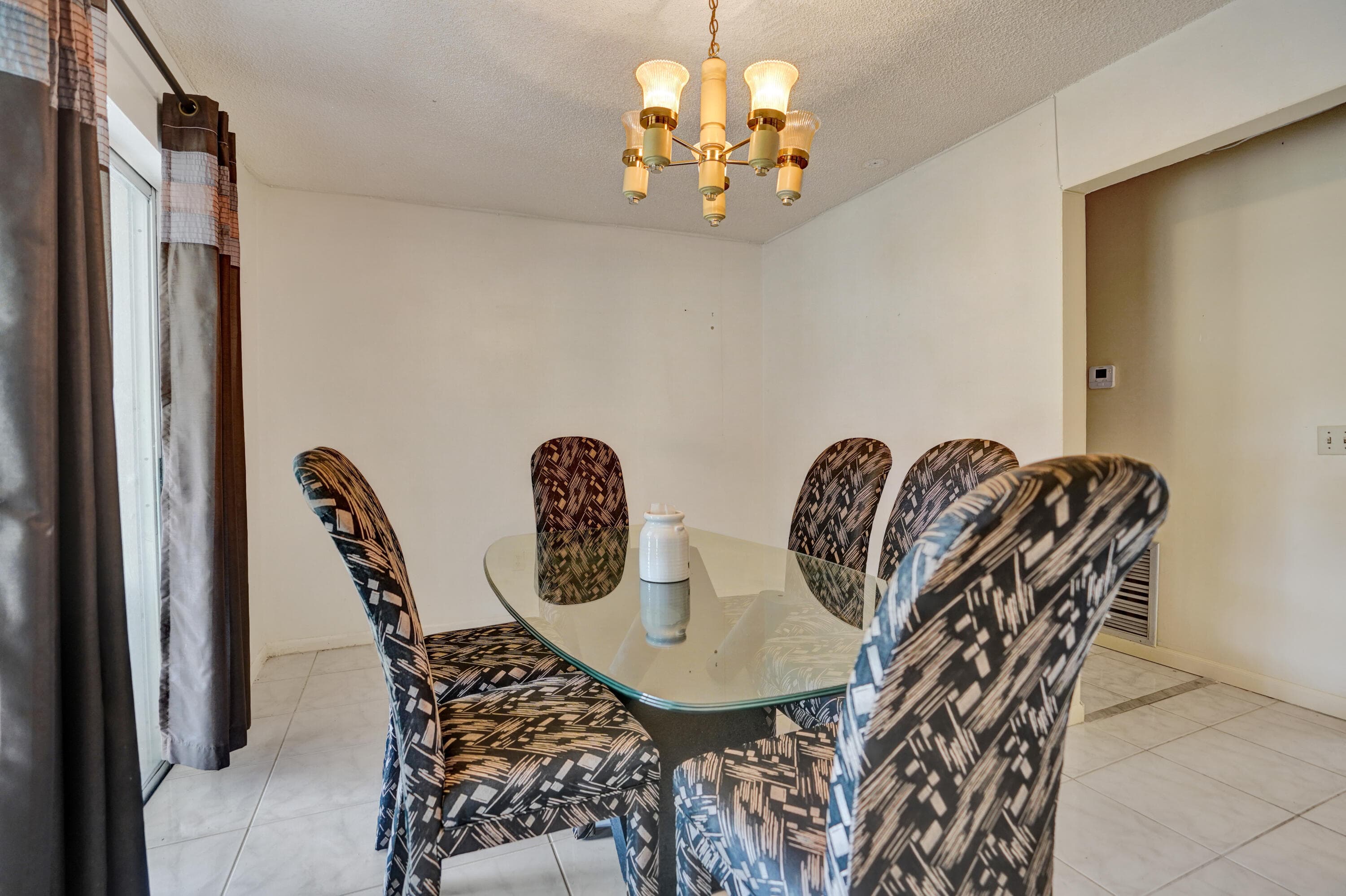 2886 Floral Road, Lake Worth, FL 33462 — photo 7 of 51