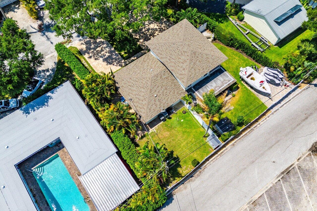 2101 N Palm Circle, North Palm Beach, FL 33408 — photo 60 of 74