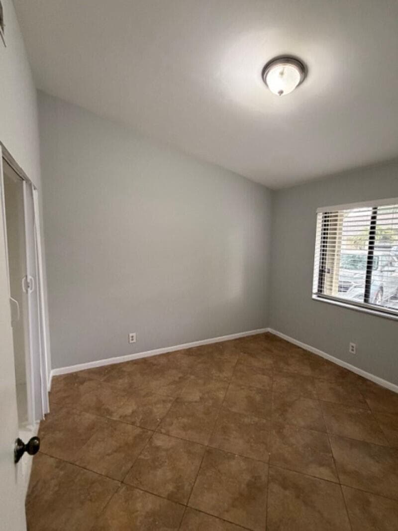 3076 S Oakland Forest Drive 503, Oakland Park, FL 33309 — photo 8 of 13