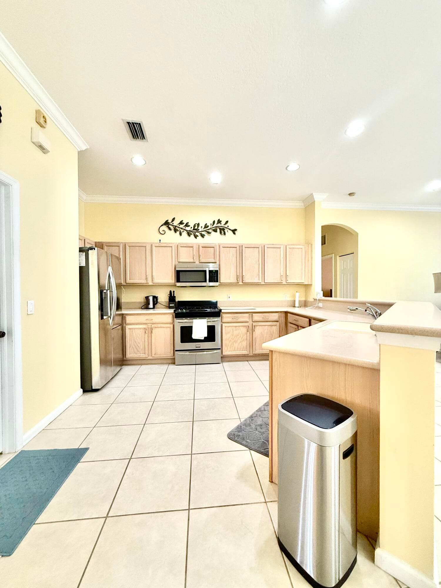 408 N Key Lime Sq Square SW, Vero Beach, FL 32968 — photo 8 of 35