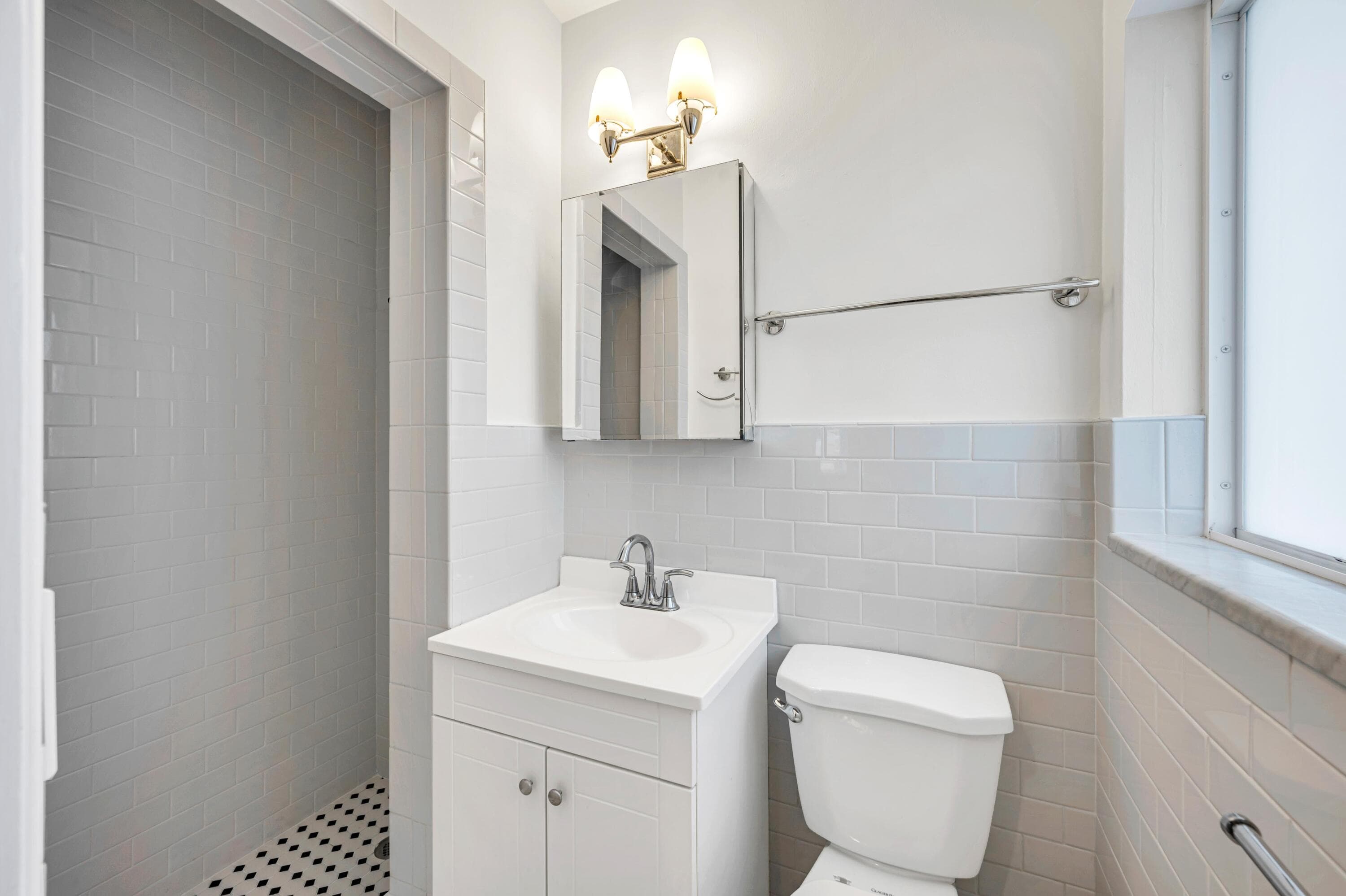 606 N Victoria Park Road N, Fort Lauderdale, FL 33304 — photo 18 of 21
