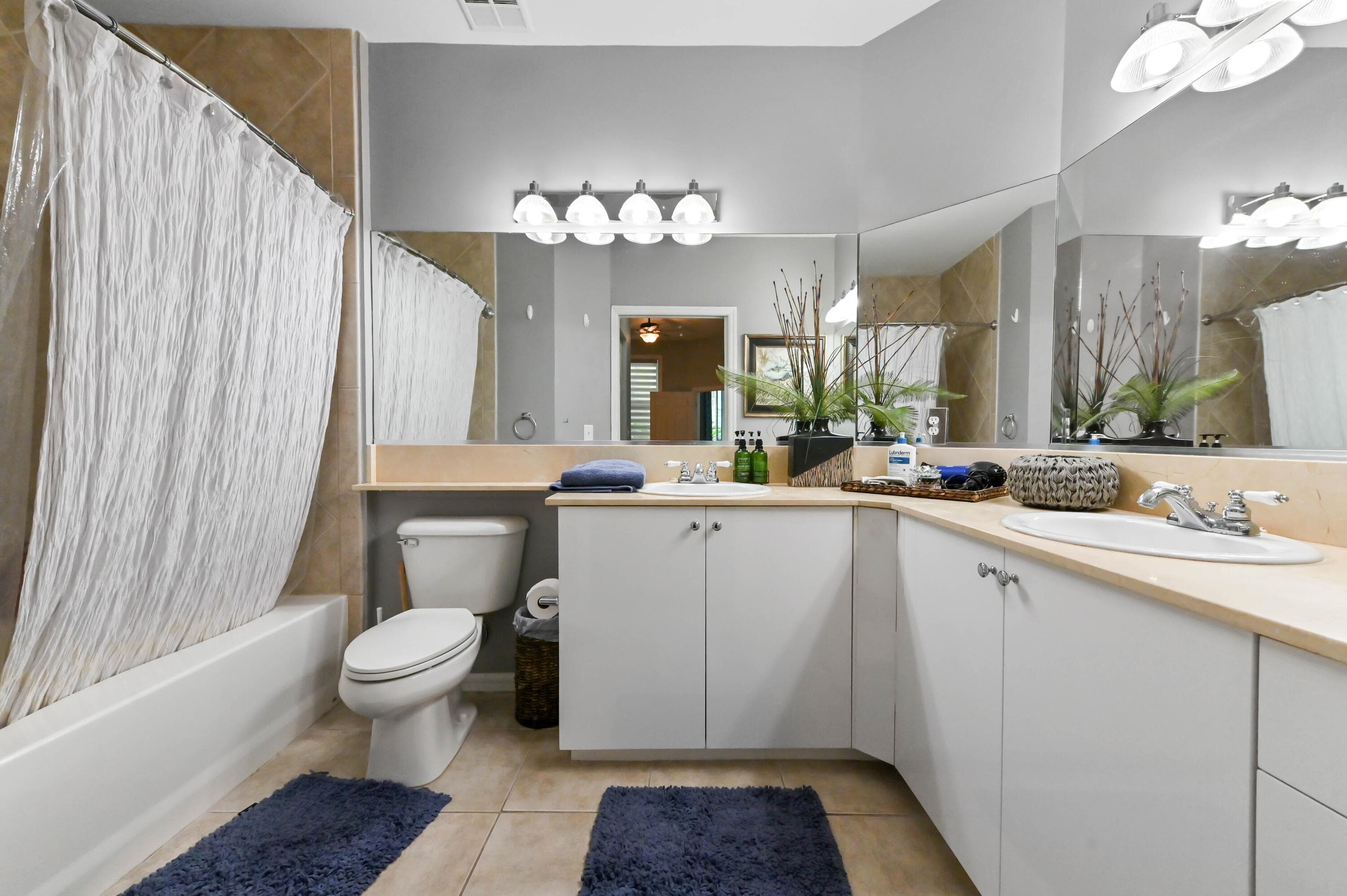 804 E Windward Way 120, Lantana, FL 33462 — photo 13 of 35