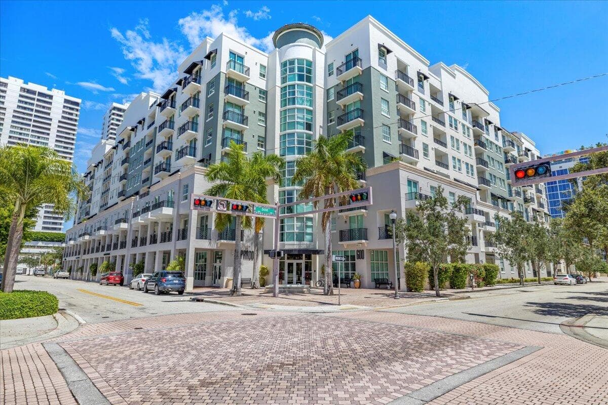 600 S Dixie Highway 401, West Palm Beach, FL 33401 — photo 26 of 33