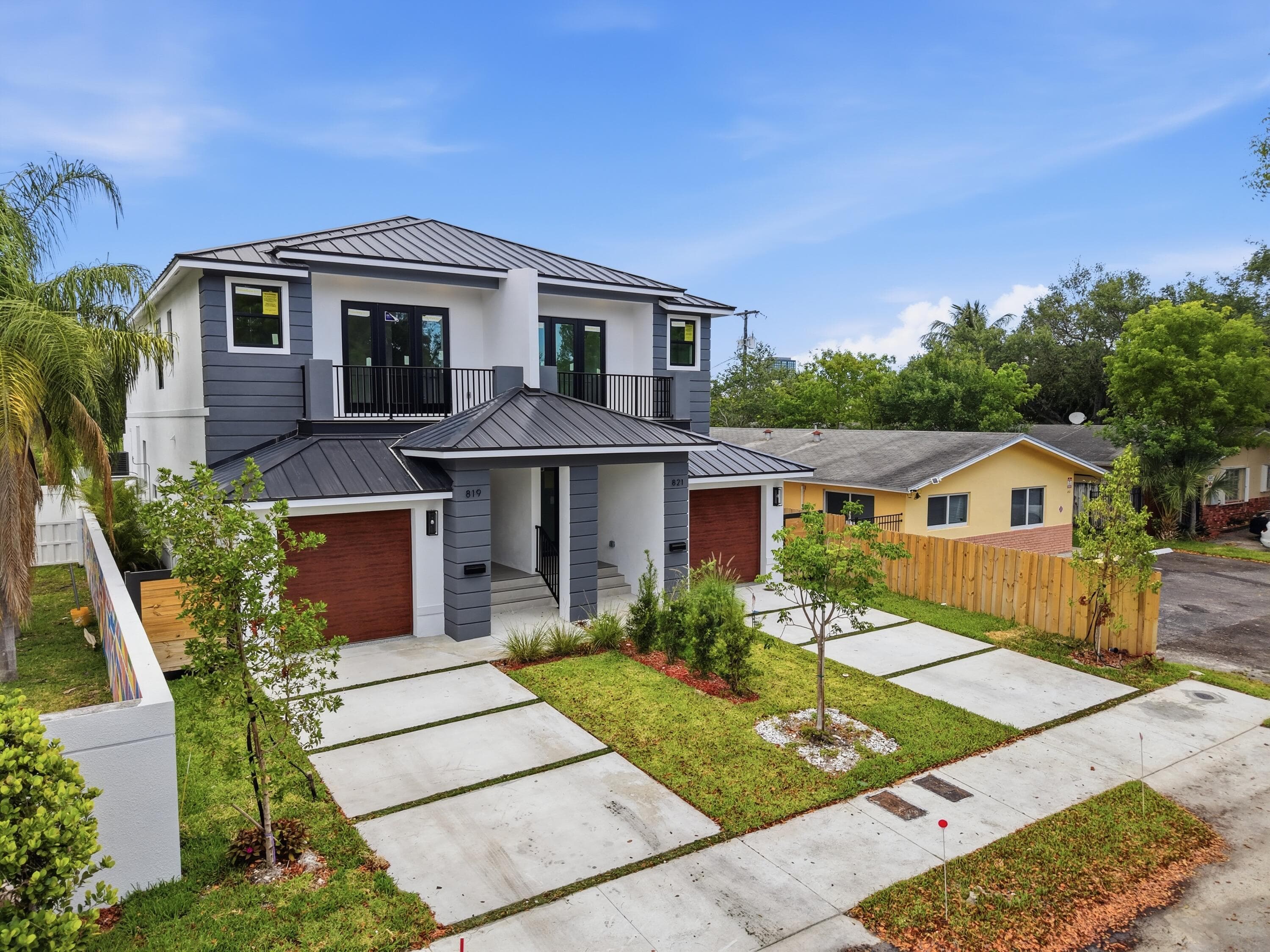 821 SW 1st Street, Fort Lauderdale, FL 33312 — photo 3 of 42