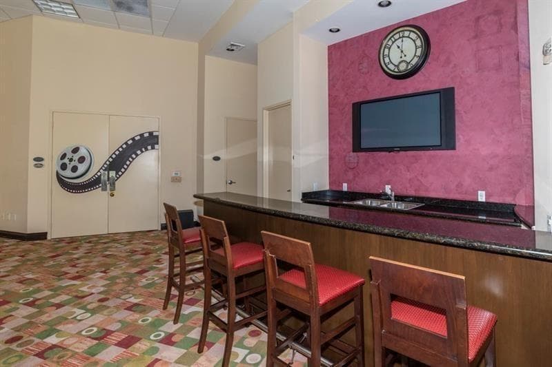 2625 NE 14th Avenue 114, Wilton Manors, FL 33334 — photo 44 of 61