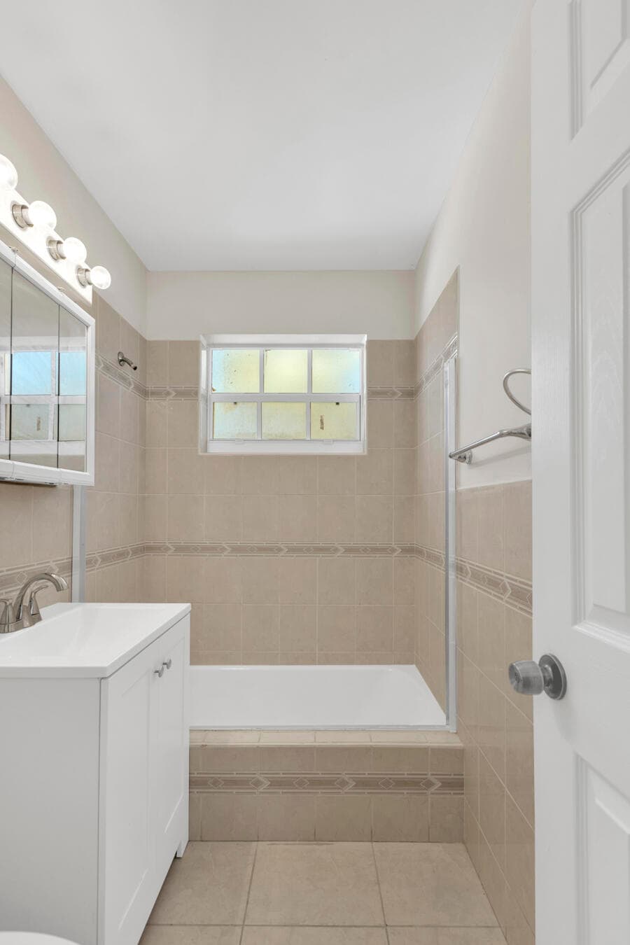 261 NE 42nd Street, Deerfield Beach, FL 33064 — photo 17 of 29