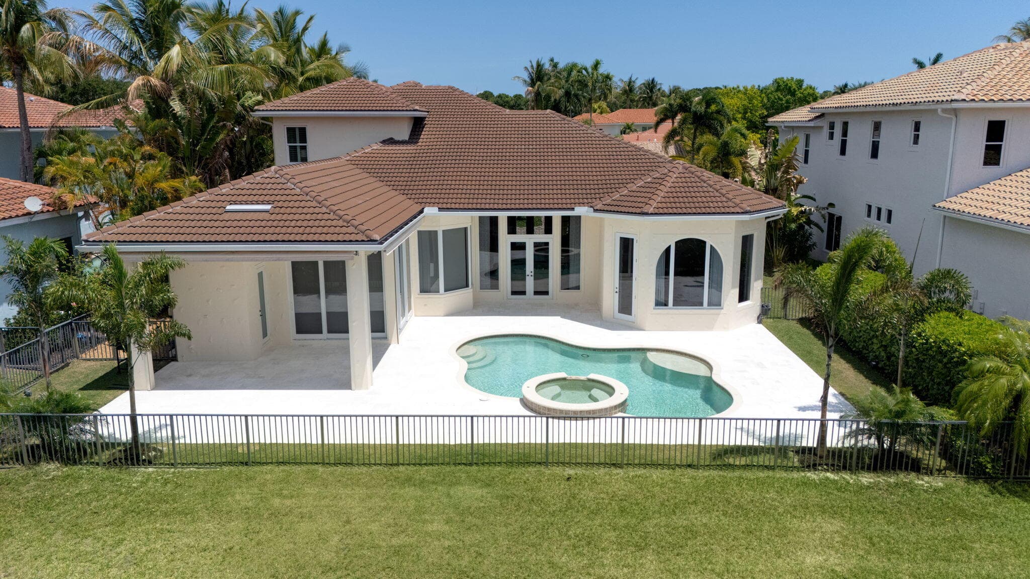 4131 Venetia Way, Palm Beach Gardens, FL 33418 — photo 79 of 114