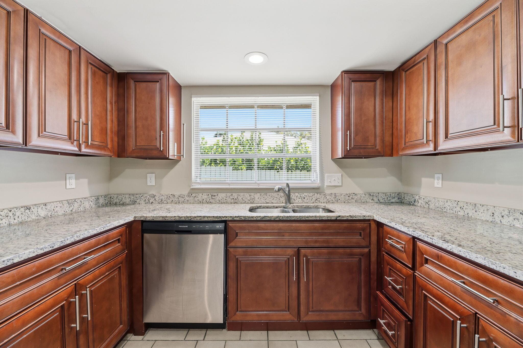 232 Gleneagles Drive, Lake Worth, FL 33462 — photo 17 of 39