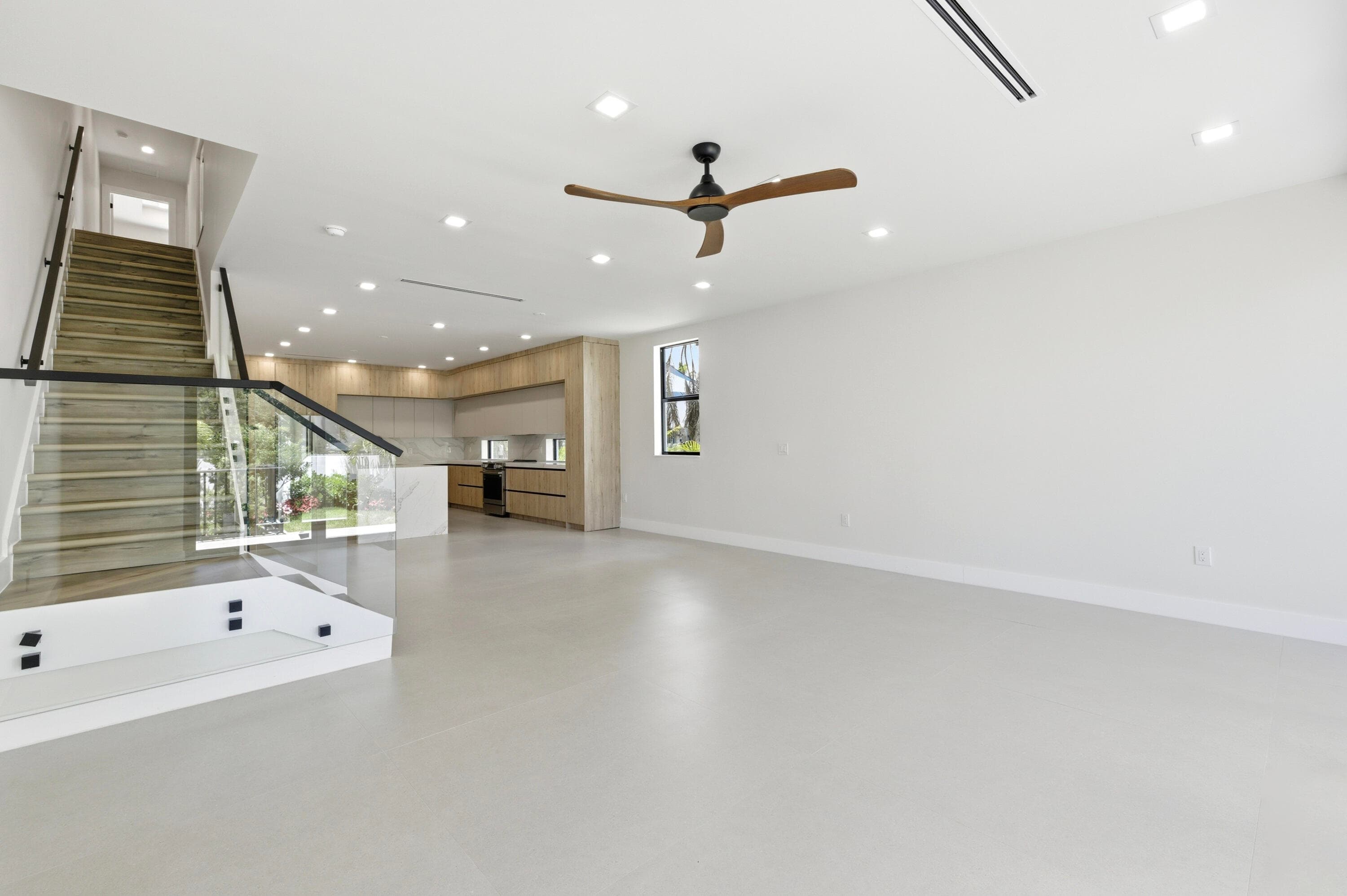819 SW 1st Street, Fort Lauderdale, FL 33312 — photo 18 of 40