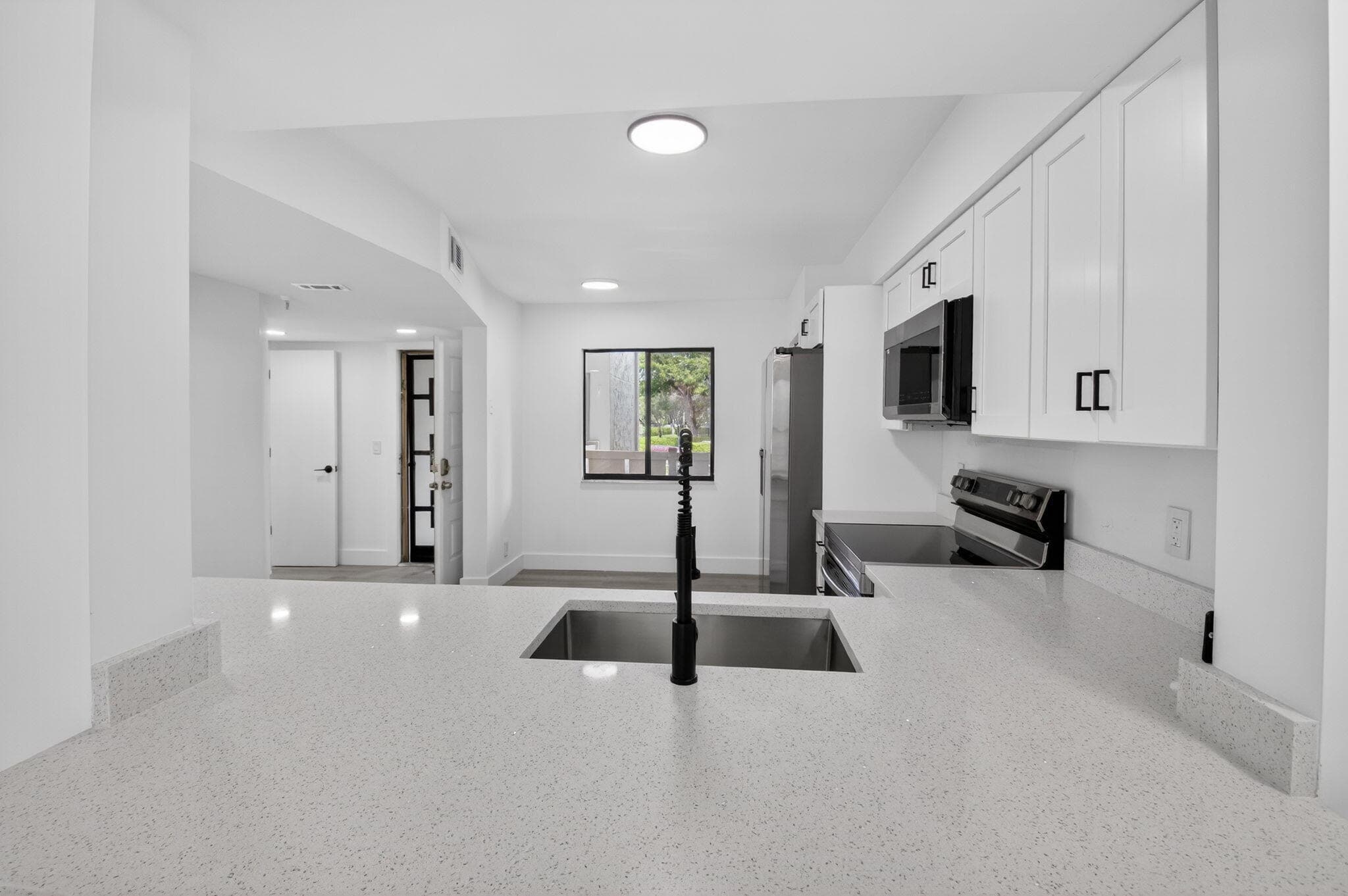 14475 Strathmore Lane 208, Delray Beach, FL 33446 — photo 10 of 67