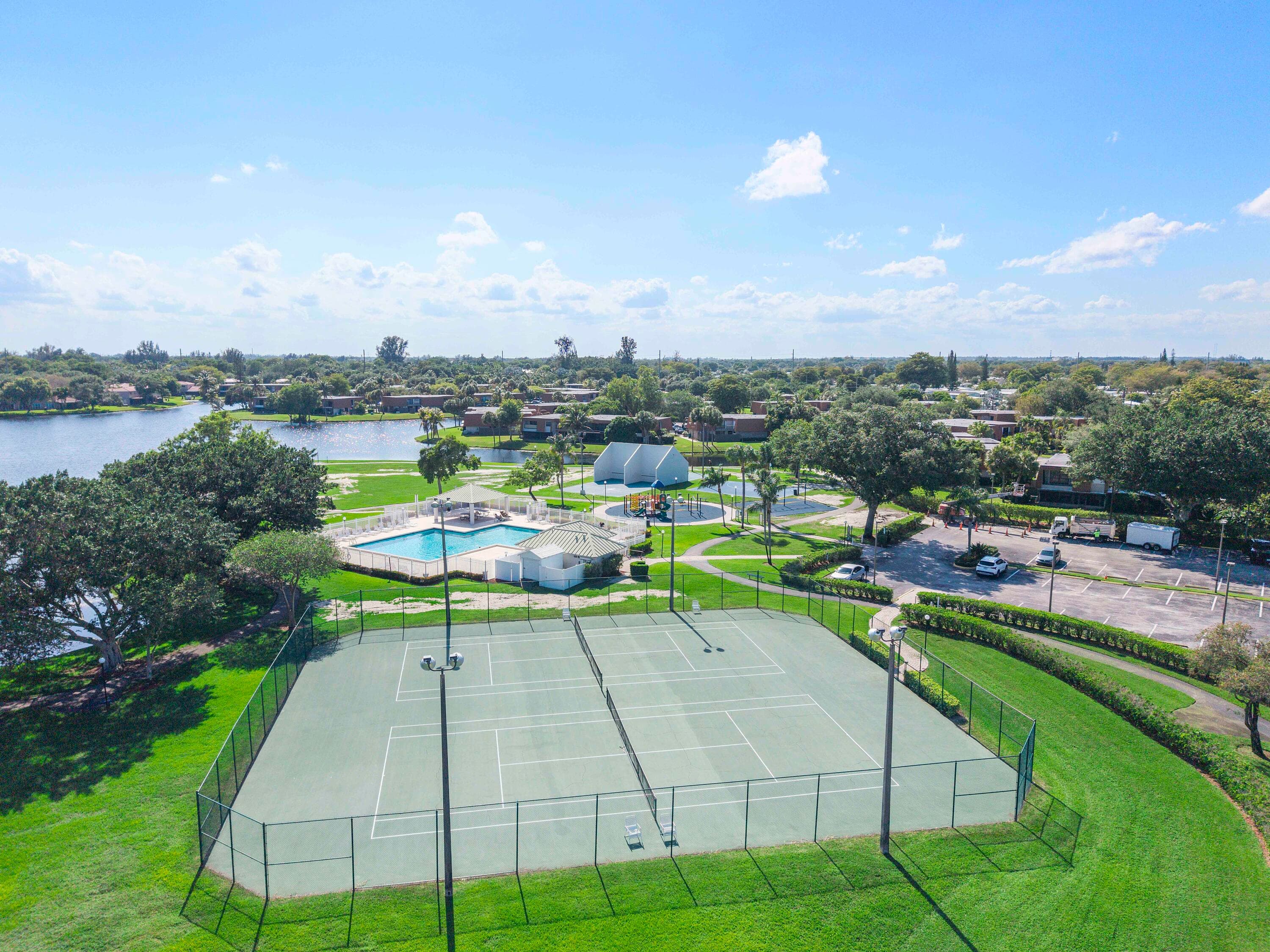 1426 SW 110th Way, Davie, FL 33324 — photo 33 of 40