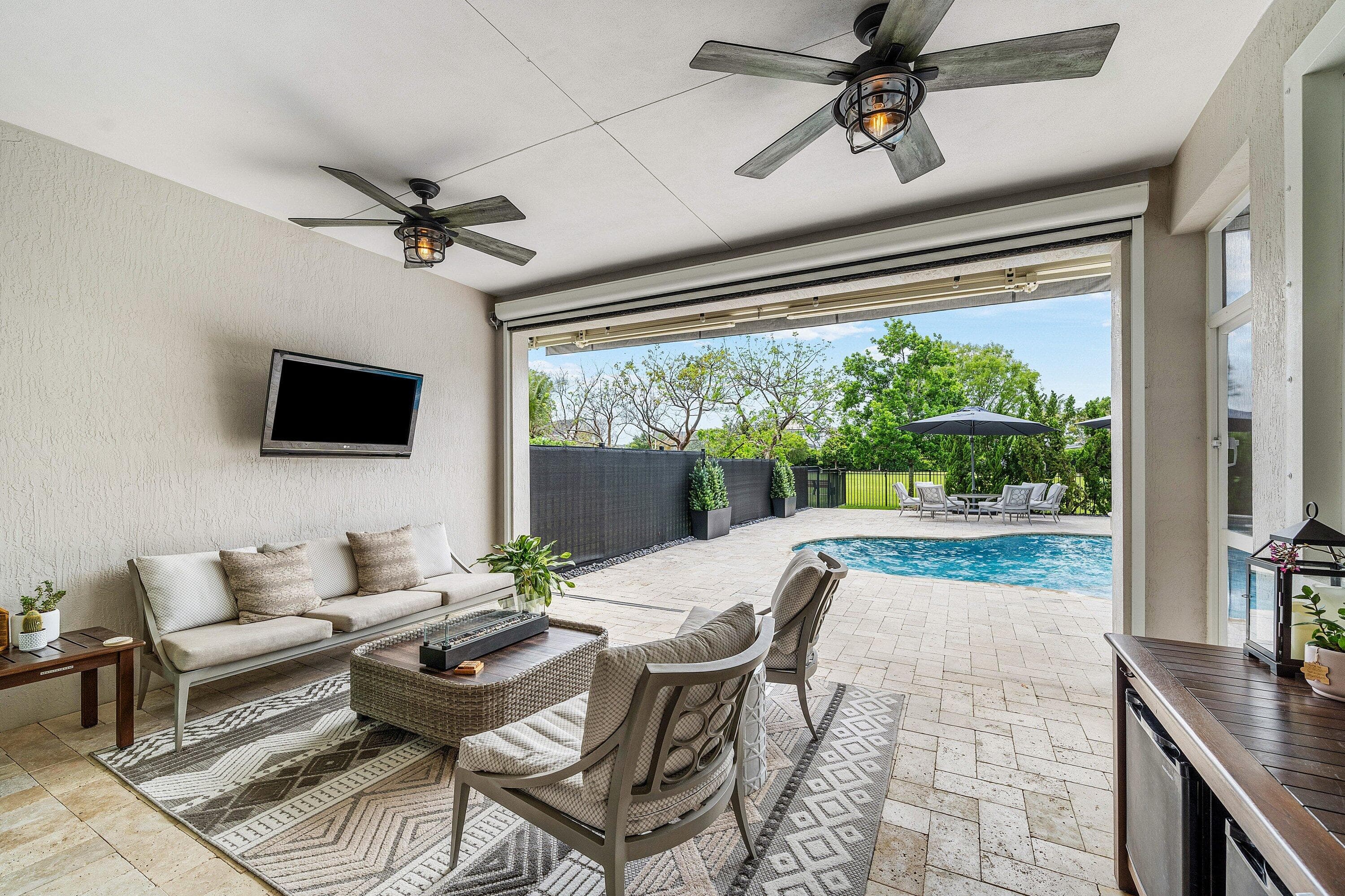 933 Deer Haven Drive, Loxahatchee, FL 33470 — photo 37 of 94