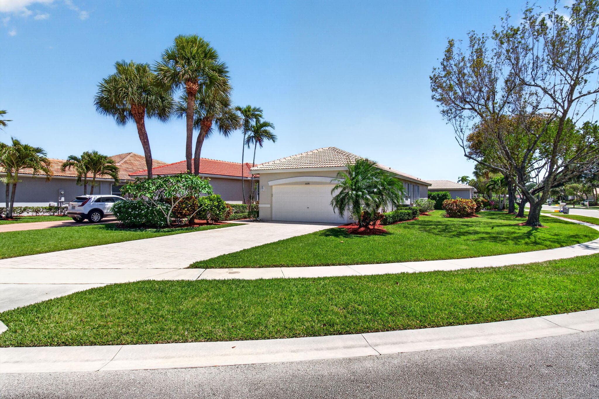 10641 Royal Caribbean Circle, Boynton Beach, FL 33437 — photo 2 of 46