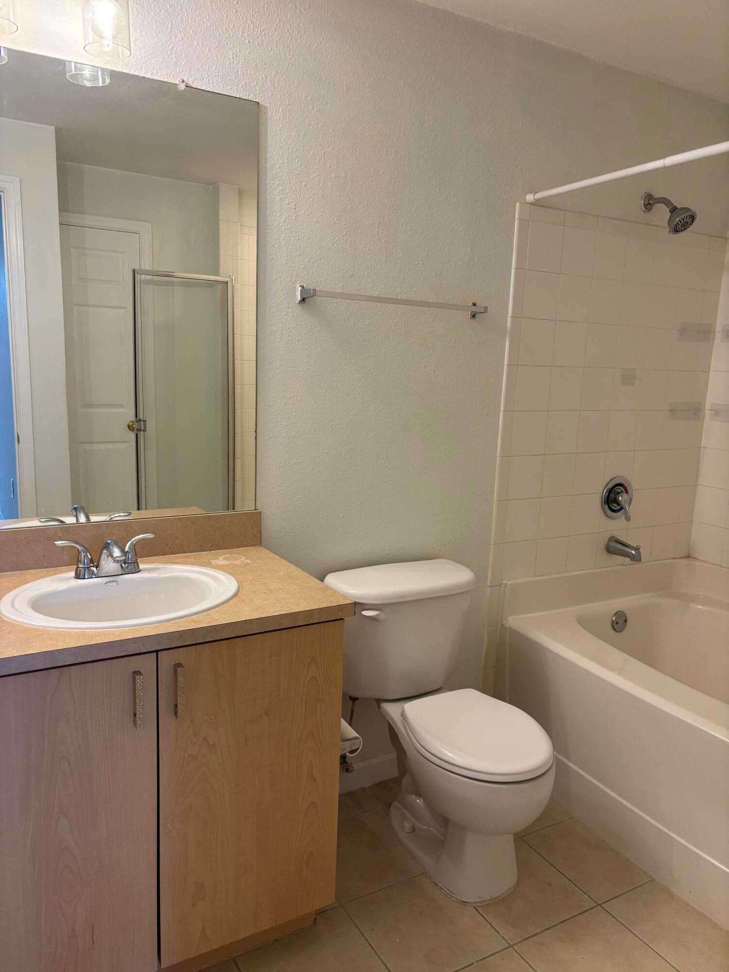 533 NE 3rd Avenue 204, Fort Lauderdale, FL 33301 — photo 18 of 23