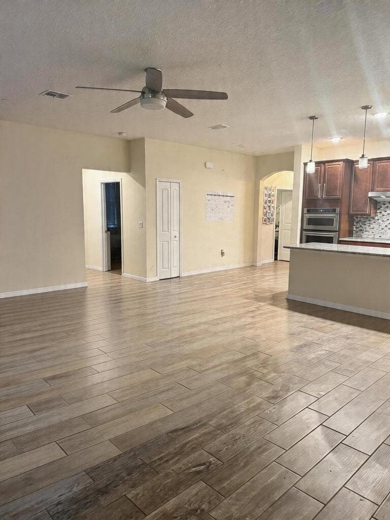 5111 NW Newark Lane, Port St. Lucie, FL — photo 9 of 48