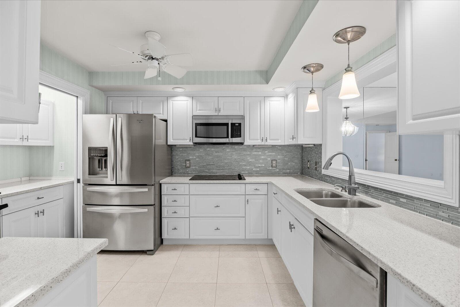 1903 Bay Road 206, Vero Beach, FL 32963 — photo 3 of 31