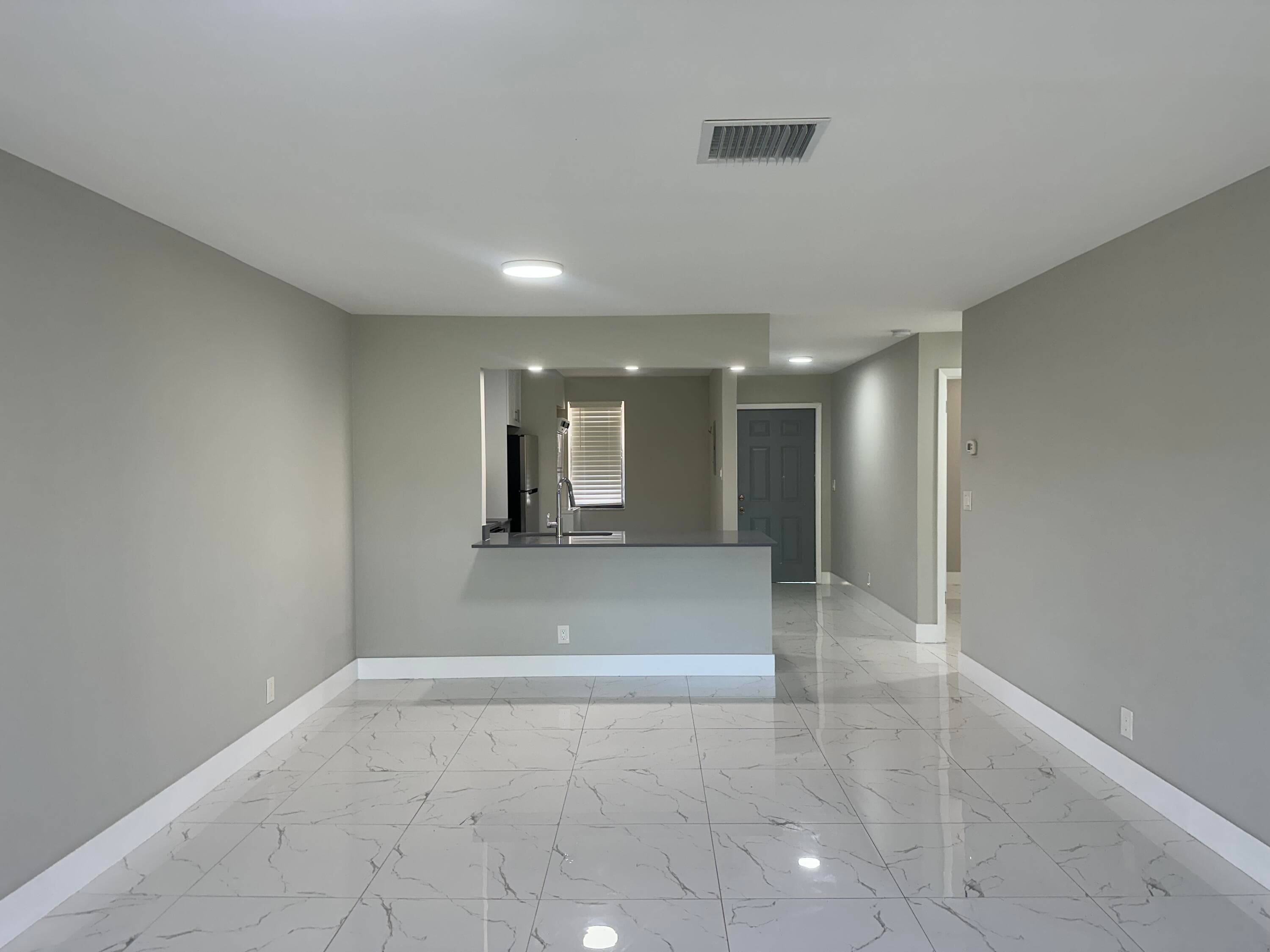 4881 Arjaro Drive 4881, West Palm Beach, FL 33407 — photo 2 of 22