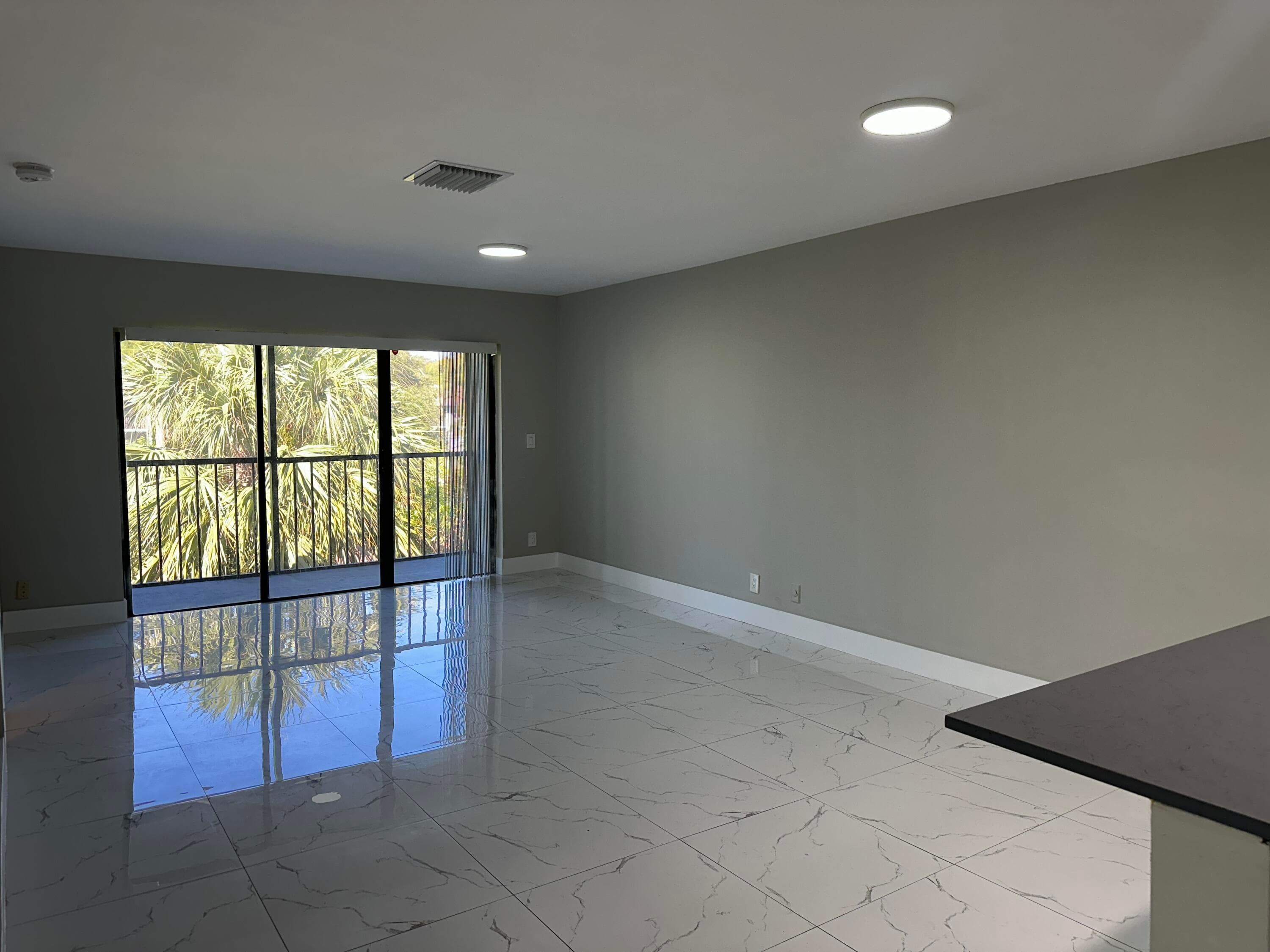 4881 Arjaro Drive 4881, West Palm Beach, FL 33407 — photo 4 of 22