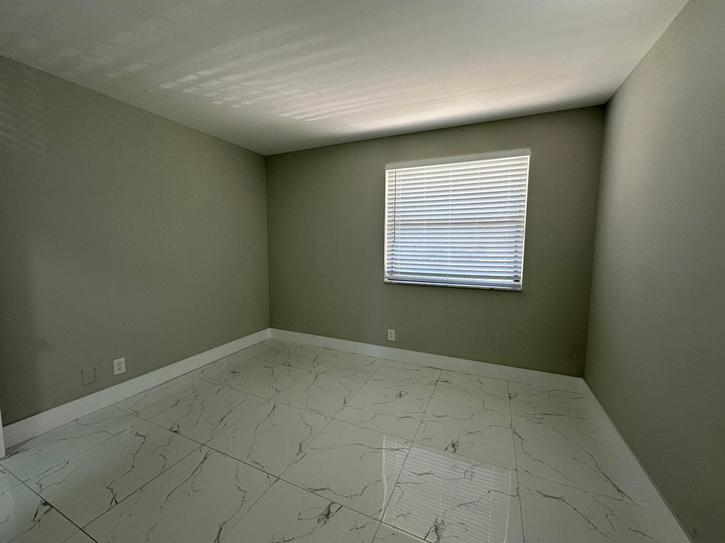 4881 Arjaro Drive 4881, West Palm Beach, FL 33407 — photo 10 of 22