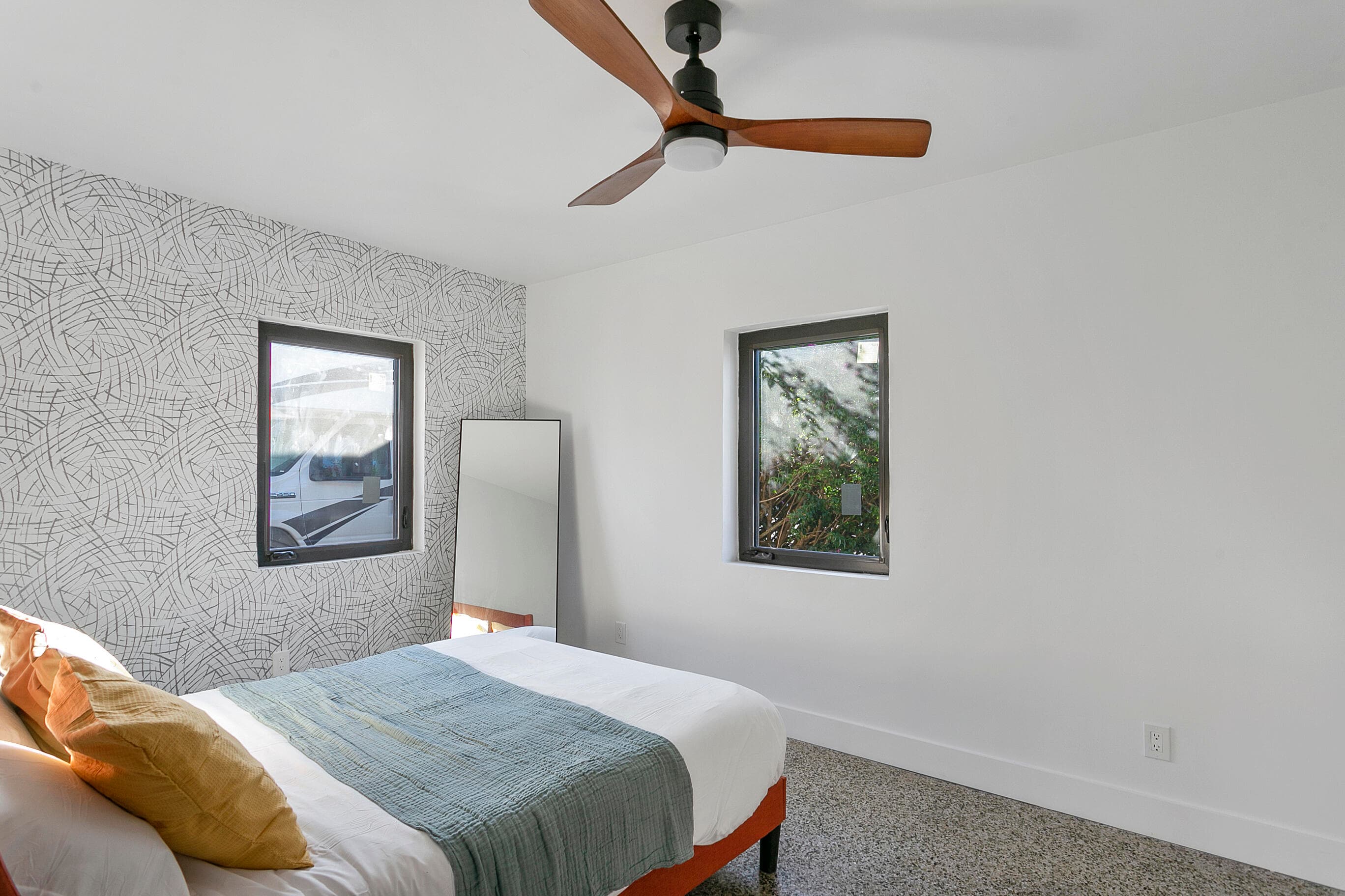 601 NE 33rd Street, Oakland Park, FL 33334 — photo 15 of 31