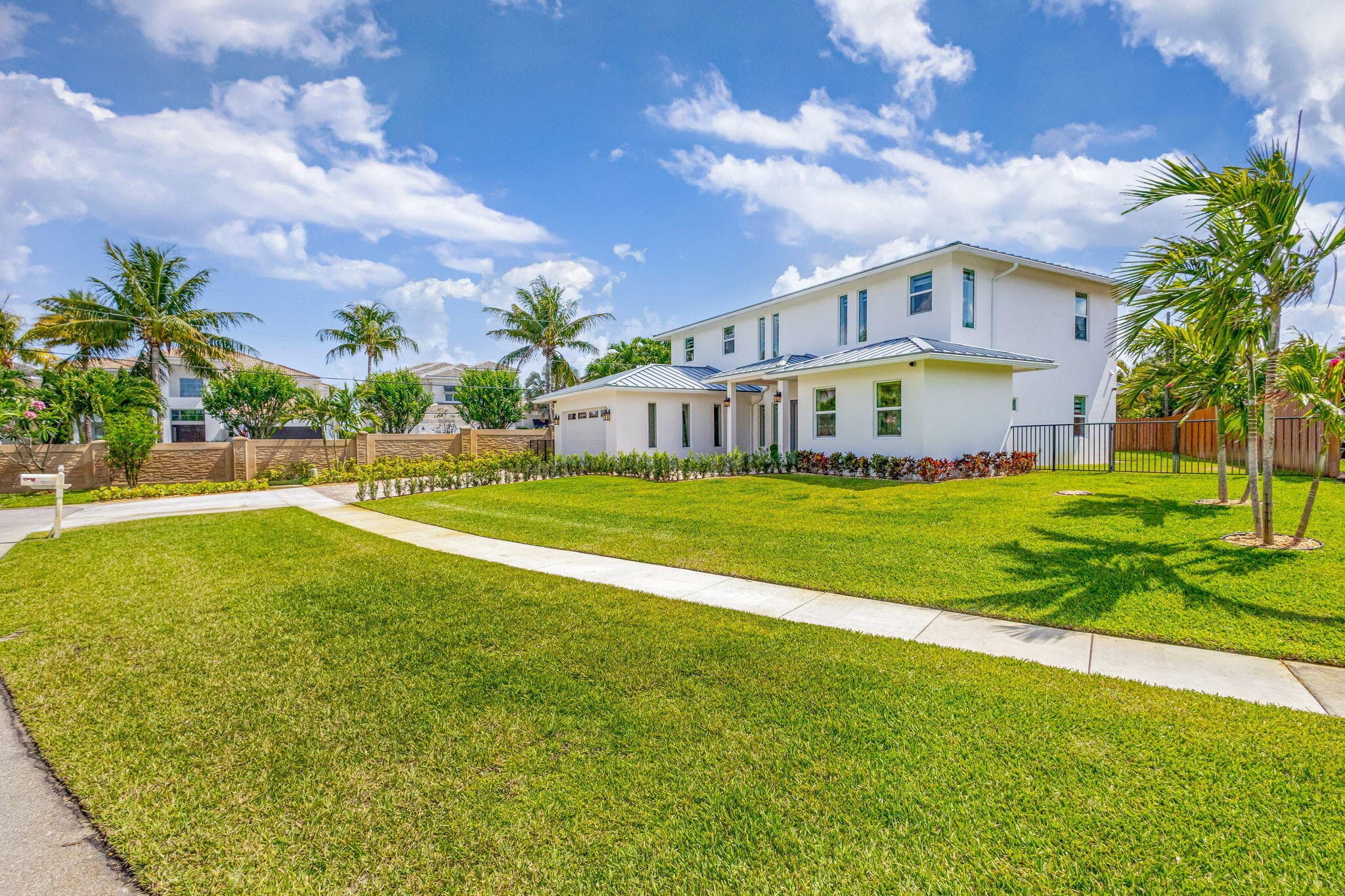 12952 Drayton Road SE, North Palm Beach, FL 33408 — photo 4 of 111