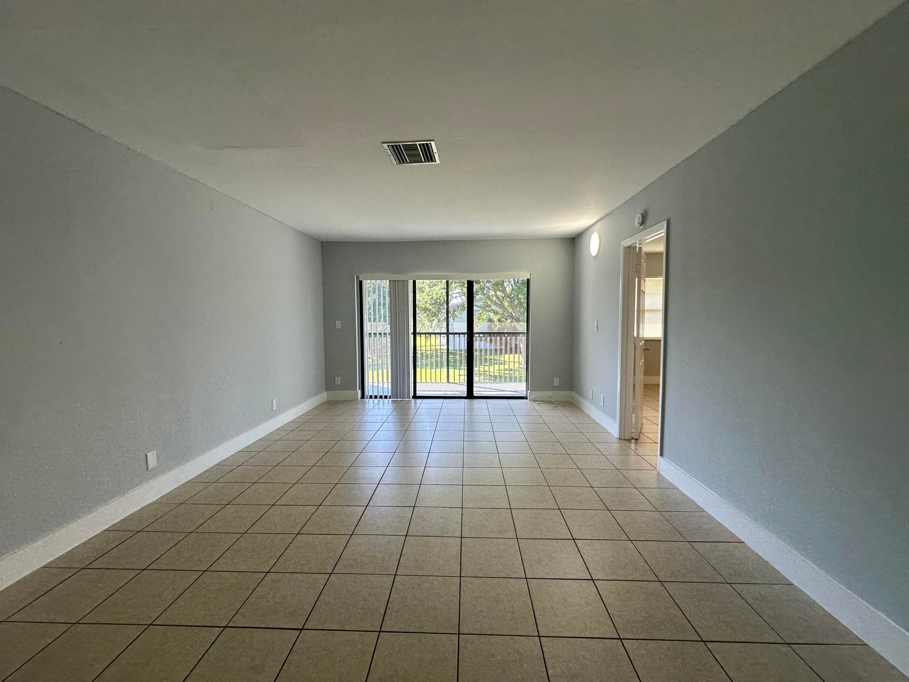 4773 Arjaro Drive, West Palm Beach, FL 33407 — photo 2 of 23