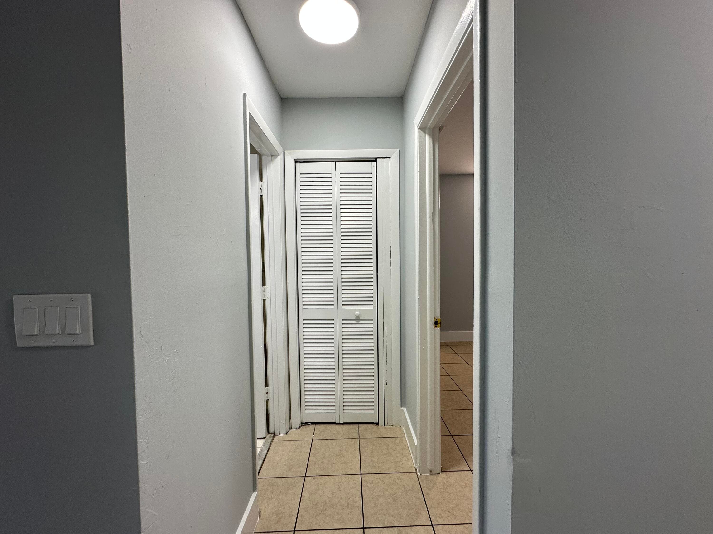 4773 Arjaro Drive, West Palm Beach, FL 33407 — photo 8 of 23