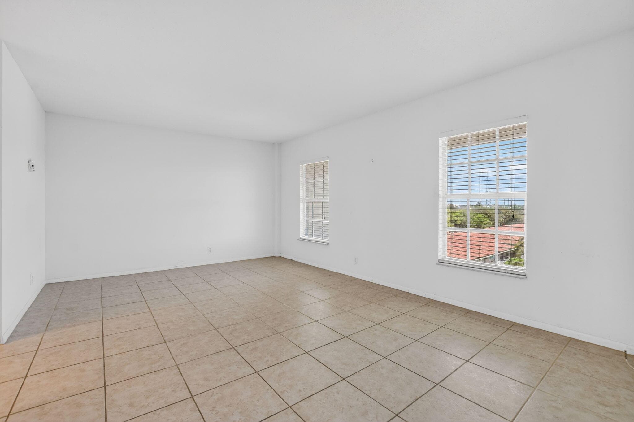 250 NE 20th Street 5220, Boca Raton, FL 33431 — photo 13 of 41
