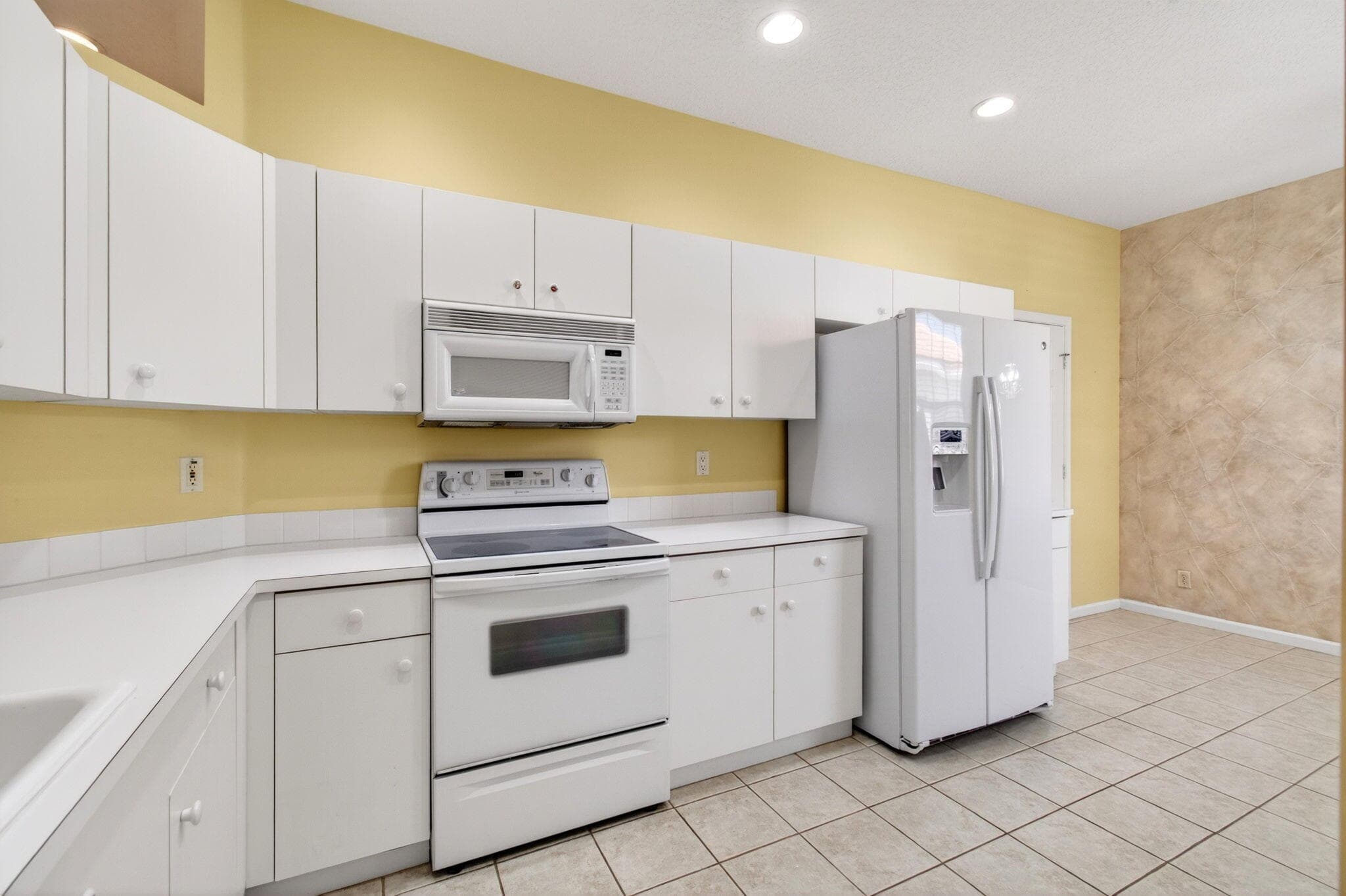 10641 Royal Caribbean Circle, Boynton Beach, FL 33437 — photo 9 of 46