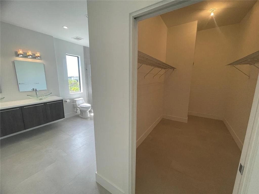 113 SE 1st Circle, Pompano Beach, FL 33060 — photo 13 of 35