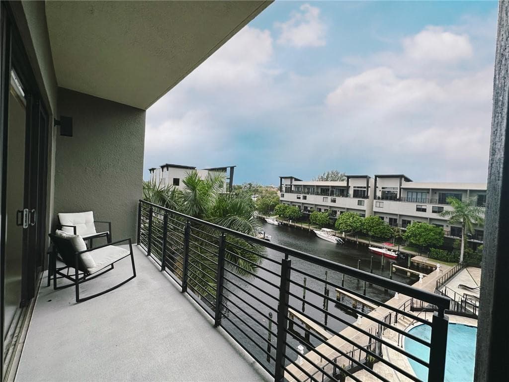 113 SE 1st Circle, Pompano Beach, FL 33060 — photo 14 of 35