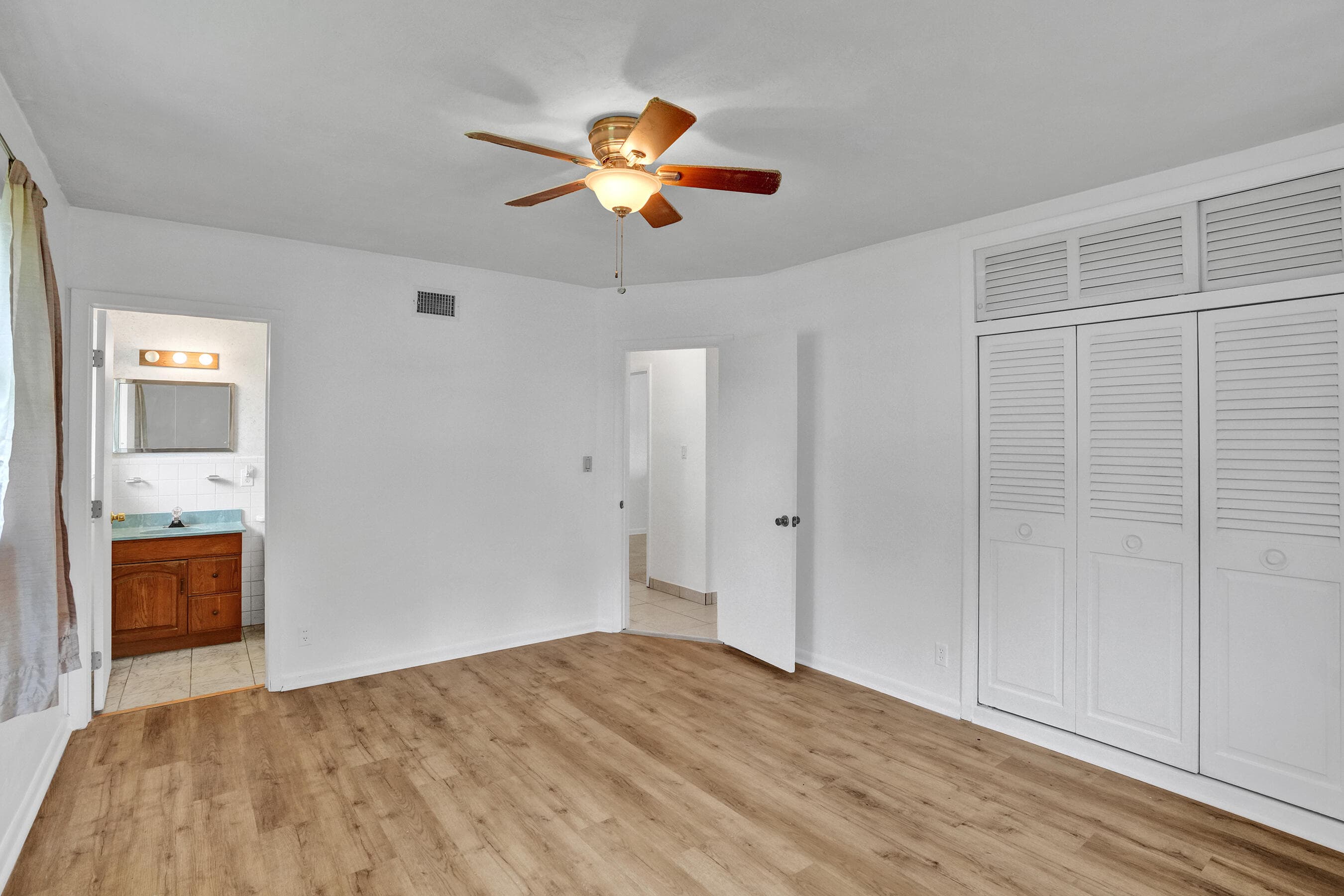 731 SW 71st Terrace, Pembroke Pines, FL 33023 — photo 17 of 66