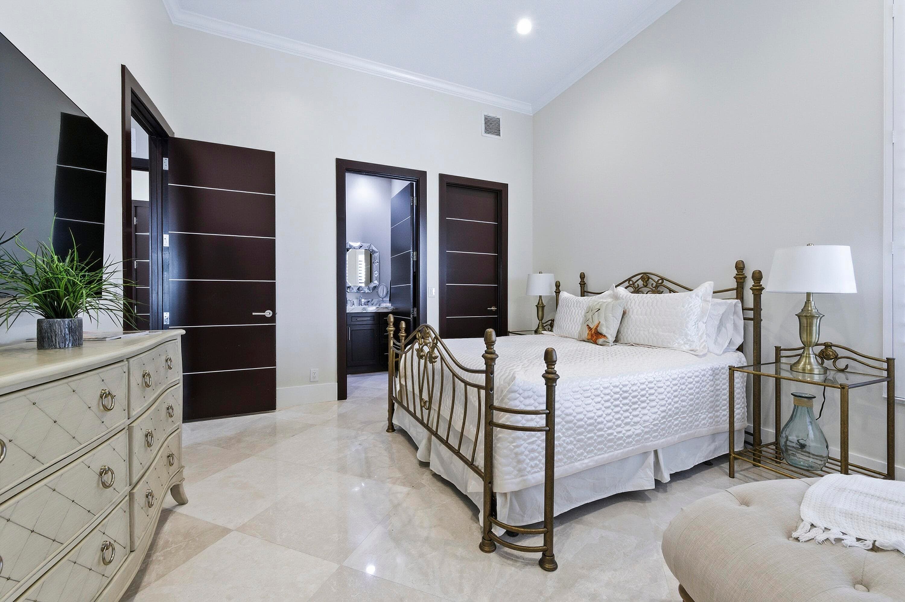 345 Vizcaya Drive, Palm Beach Gardens, FL 33418 — photo 15 of 34