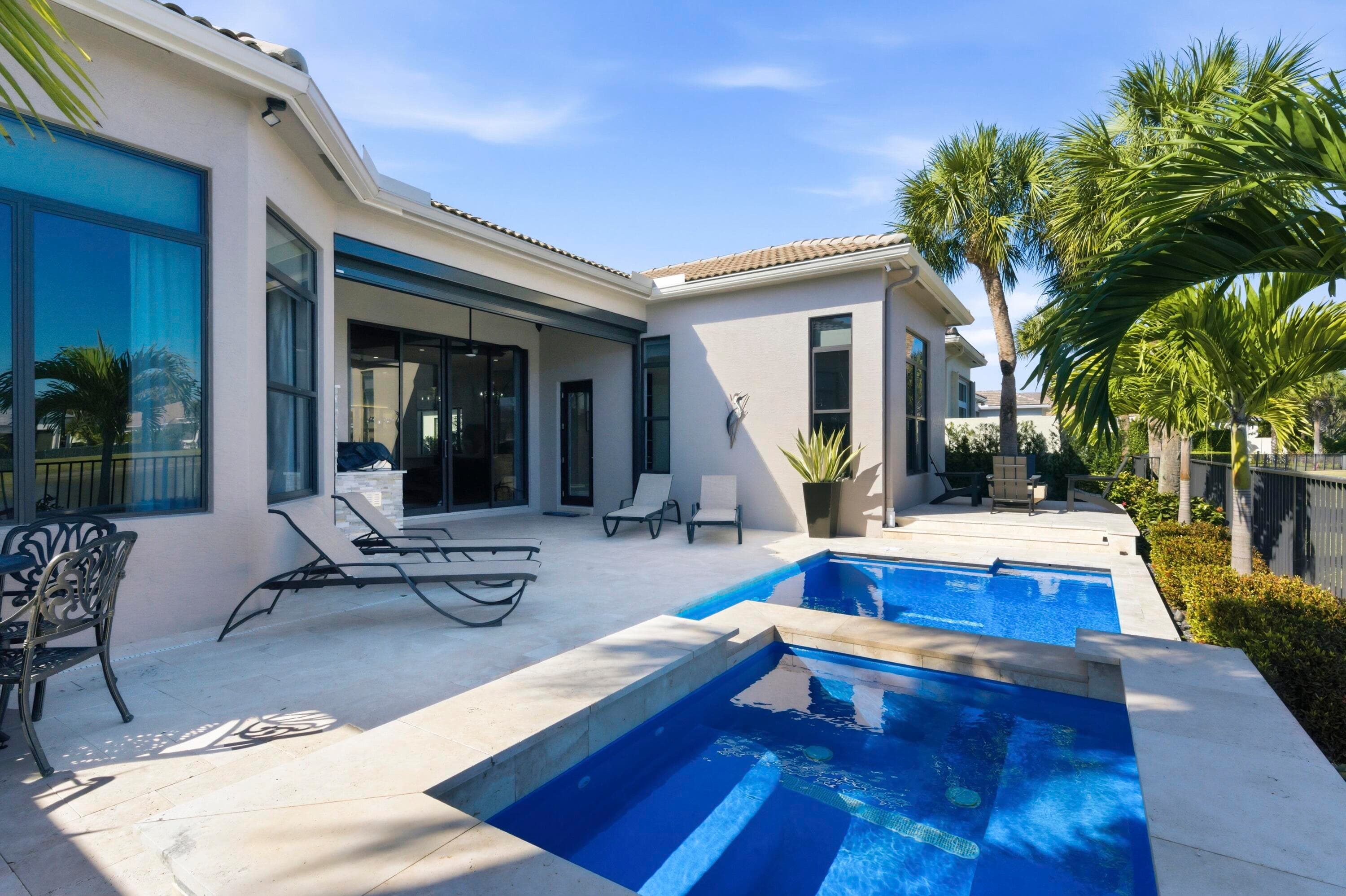 345 Vizcaya Drive, Palm Beach Gardens, FL 33418 — photo 32 of 34