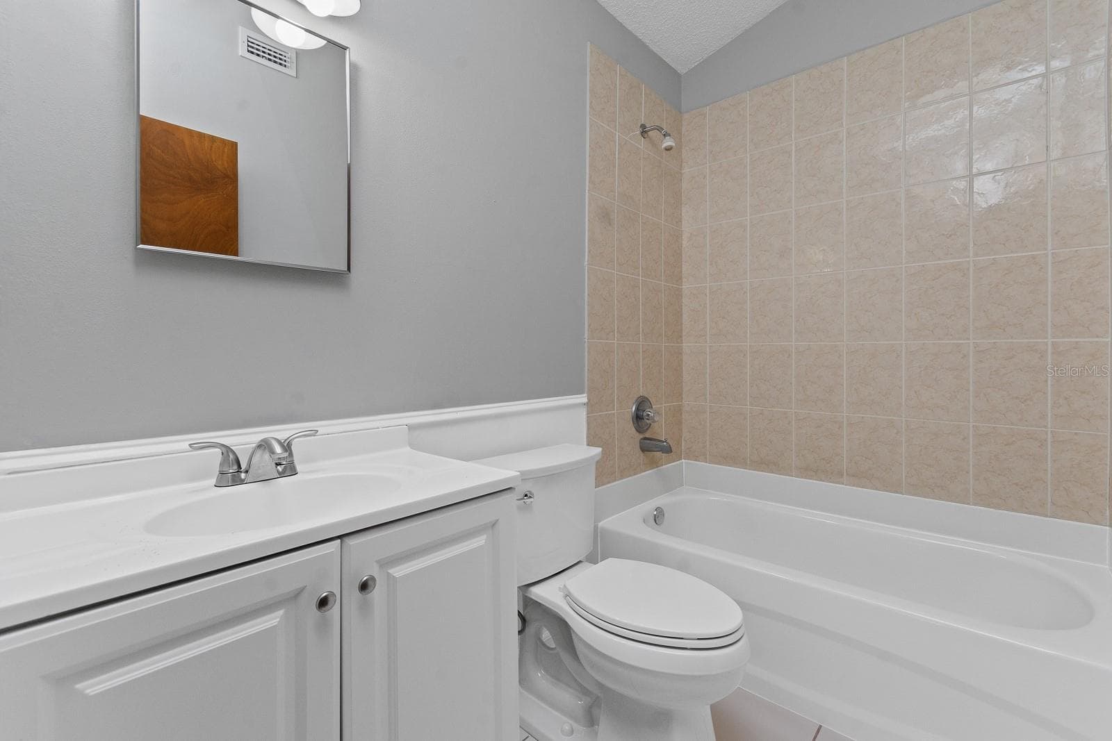 6926 SW 45th Avenue 6926, Gainesville, FL 32608 — photo 8 of 11