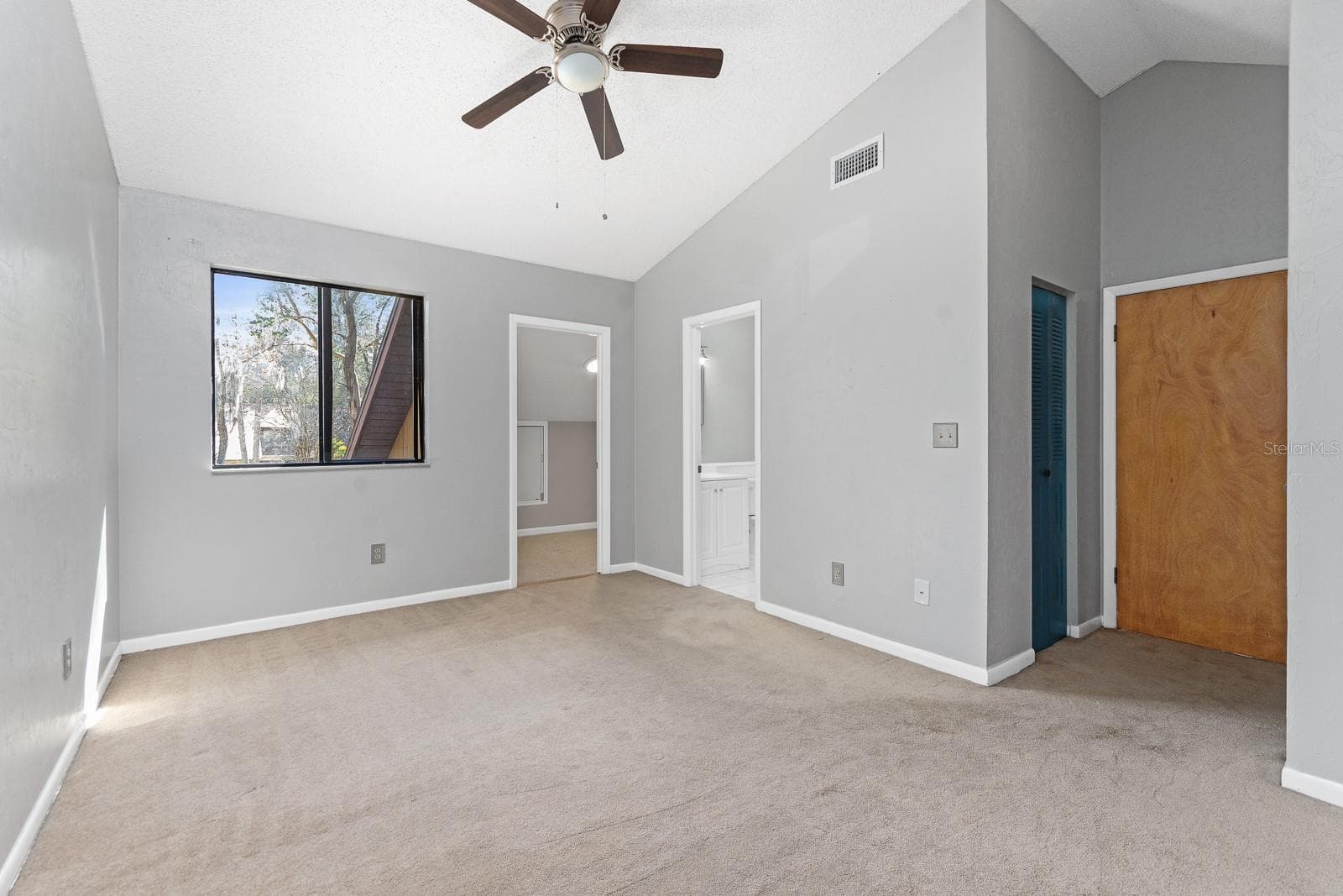 6926 SW 45th Avenue 6926, Gainesville, FL 32608 — photo 7 of 11