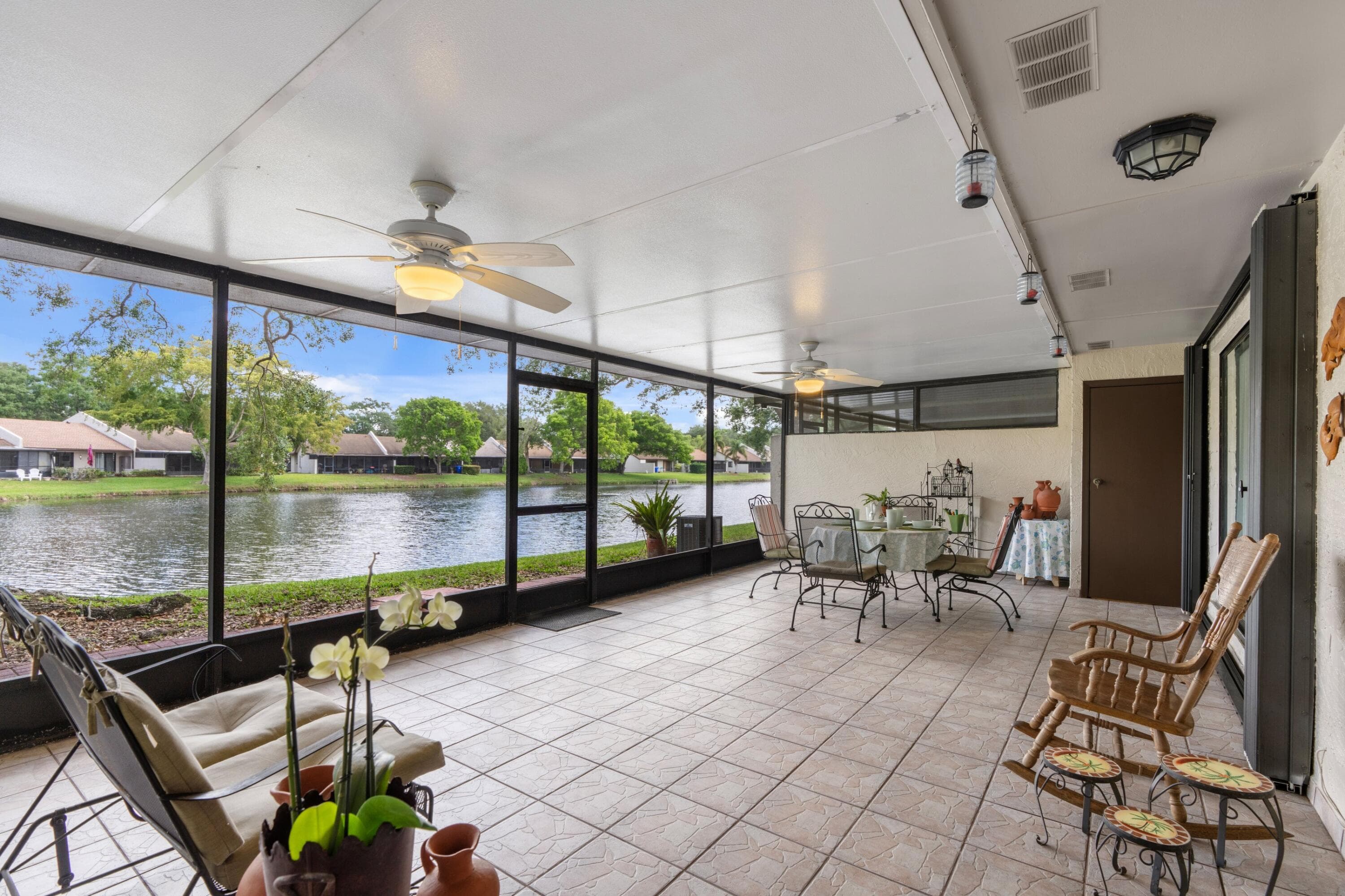 9709 NW 16th Street, Pembroke Pines, FL 33024 — photo 8 of 31